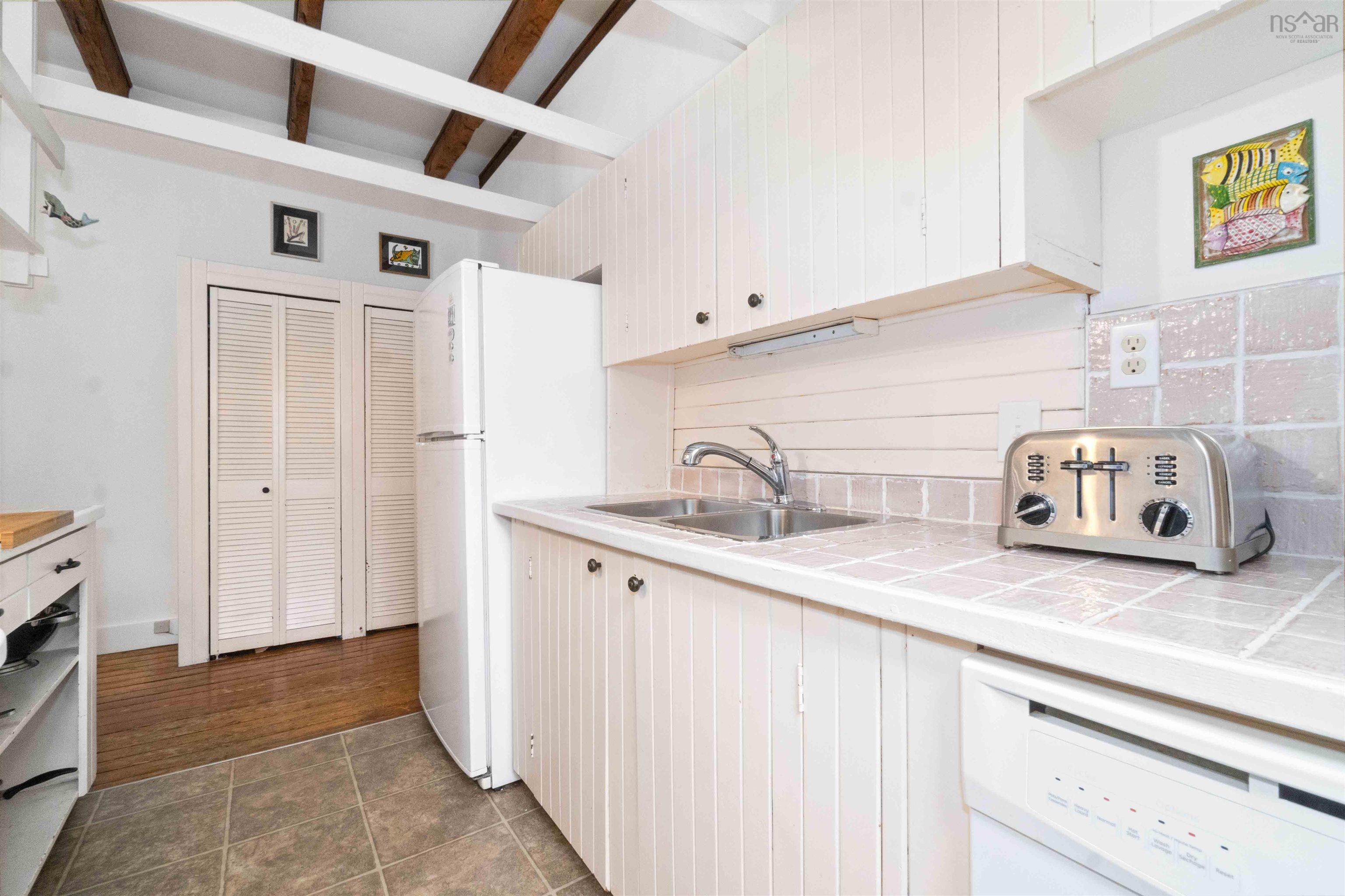 5274 Morris Street, Halifax, NS (MLS 202601076)