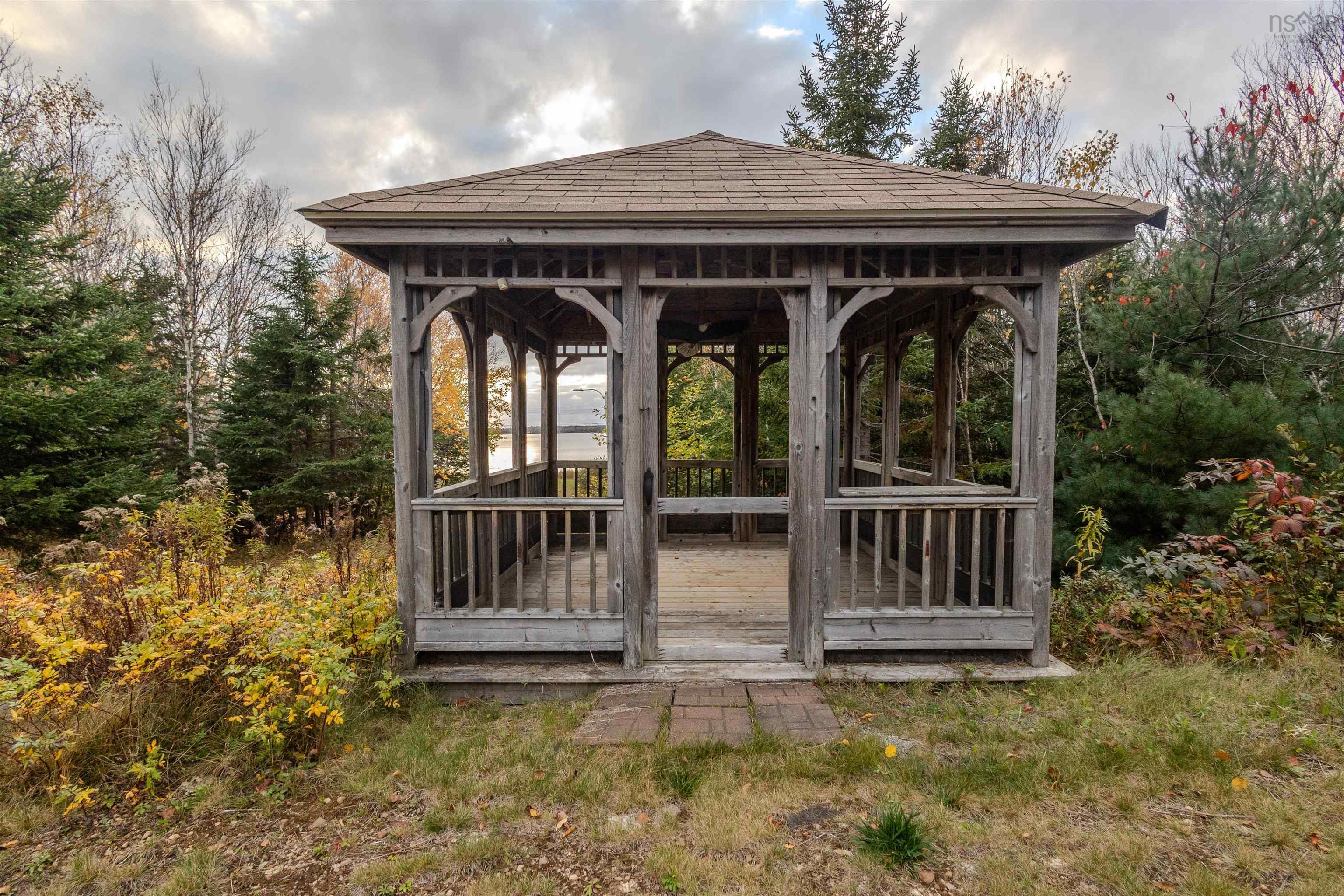 $599,900.00: 103 Paradise Road, Albert Bridge