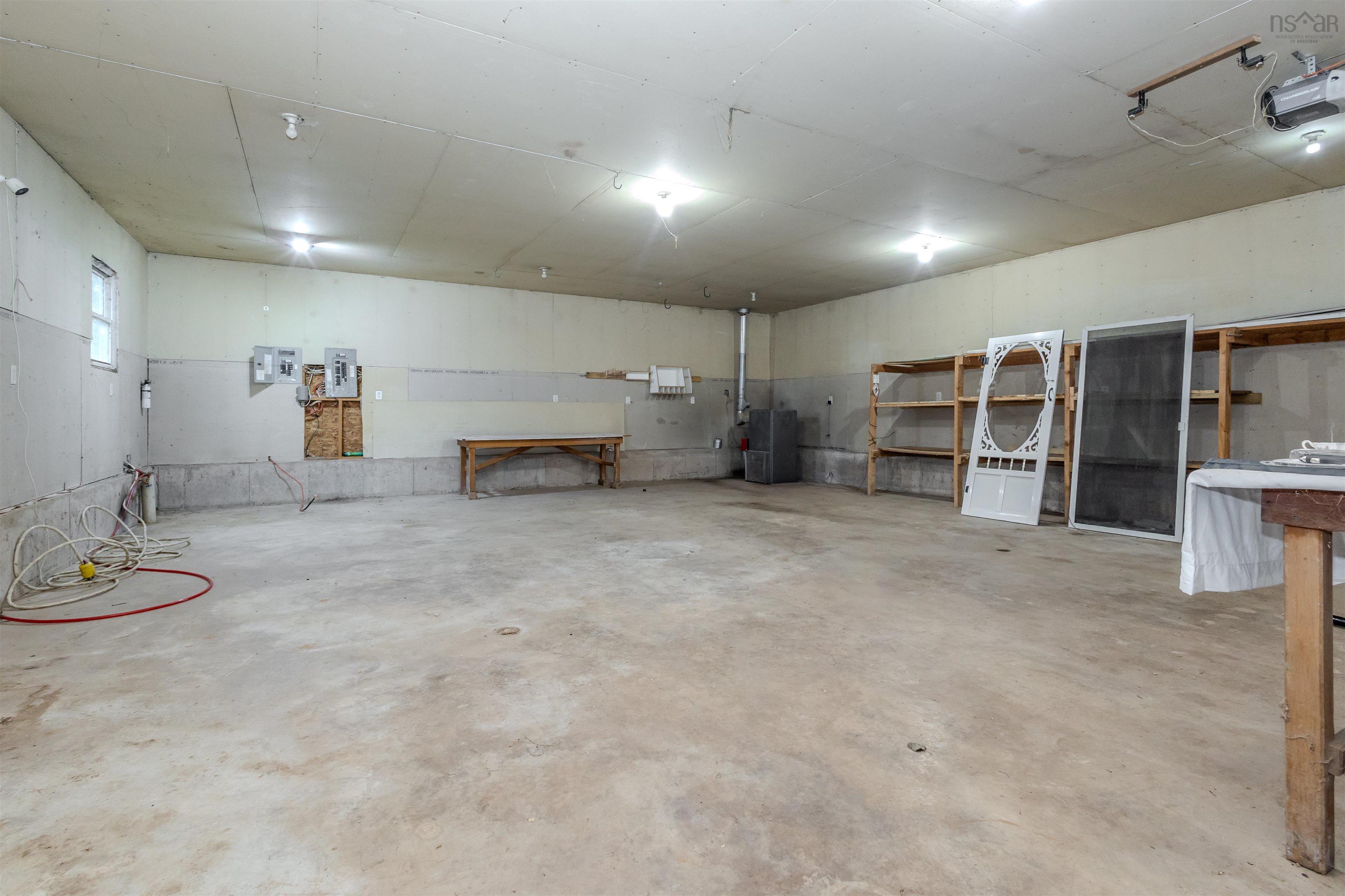 $599,900.00: 103 Paradise Road, Albert Bridge