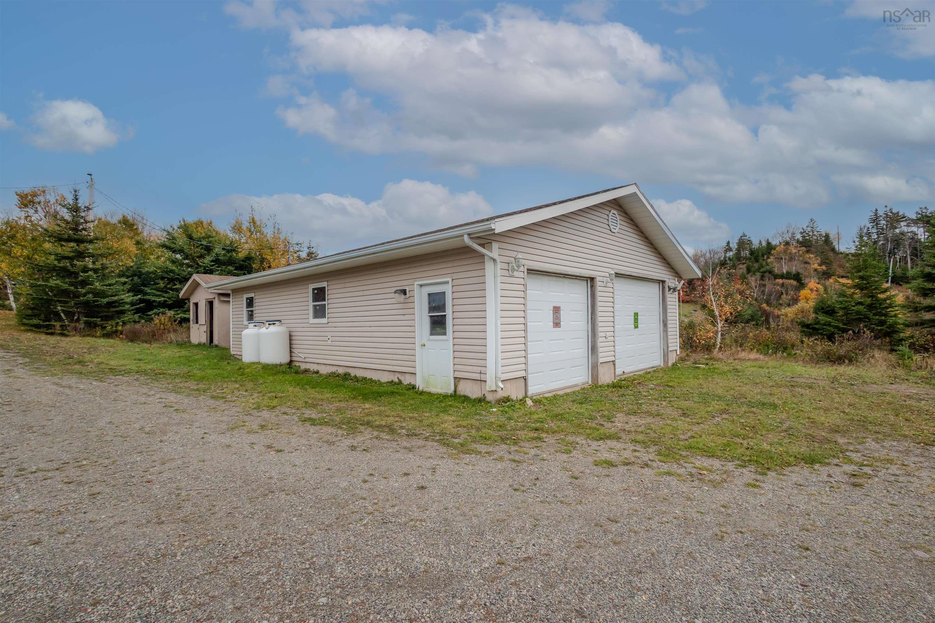 $599,900.00: 103 Paradise Road, Albert Bridge