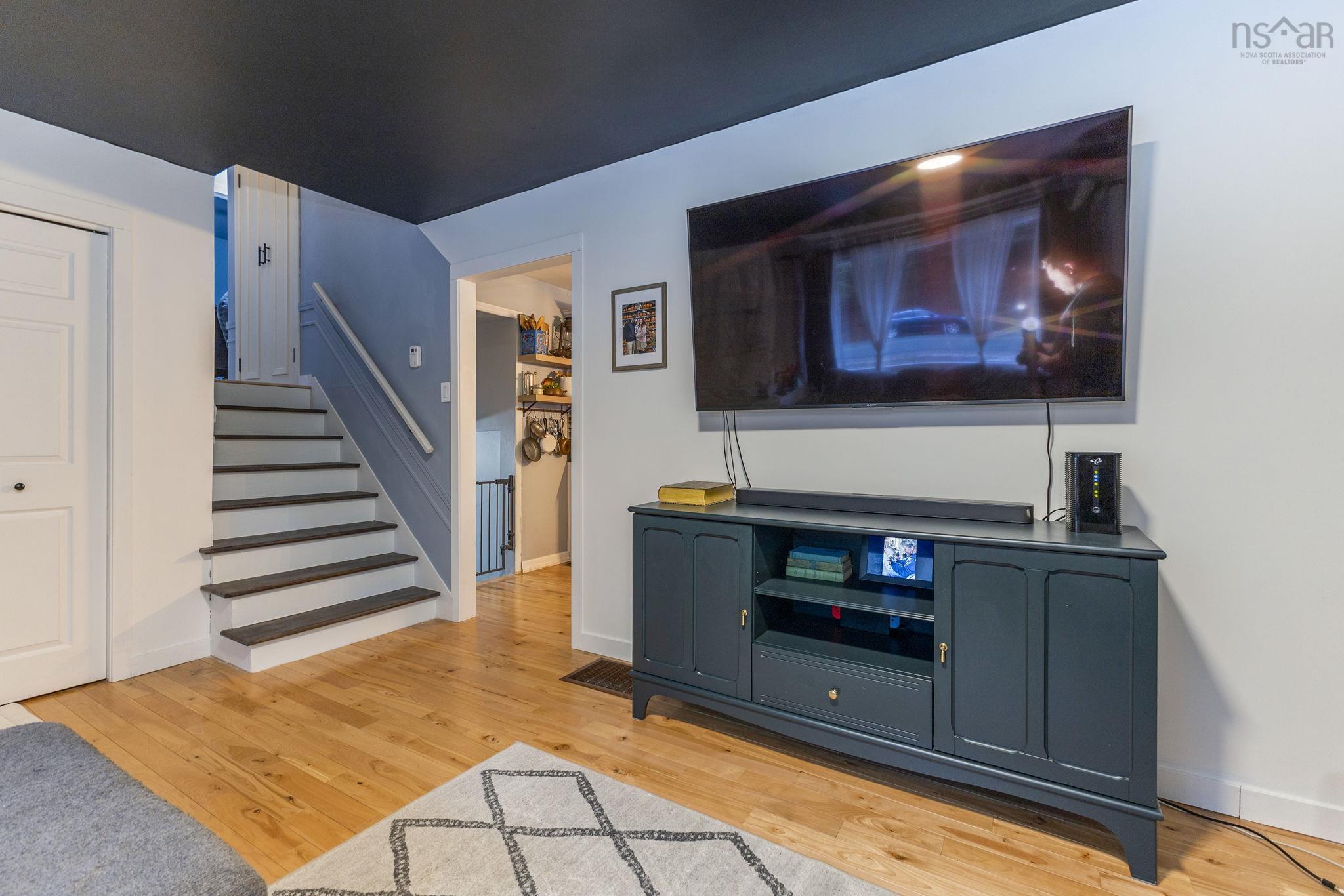 $317,000.00: 2408 Wyvern Road, Oxford Junction