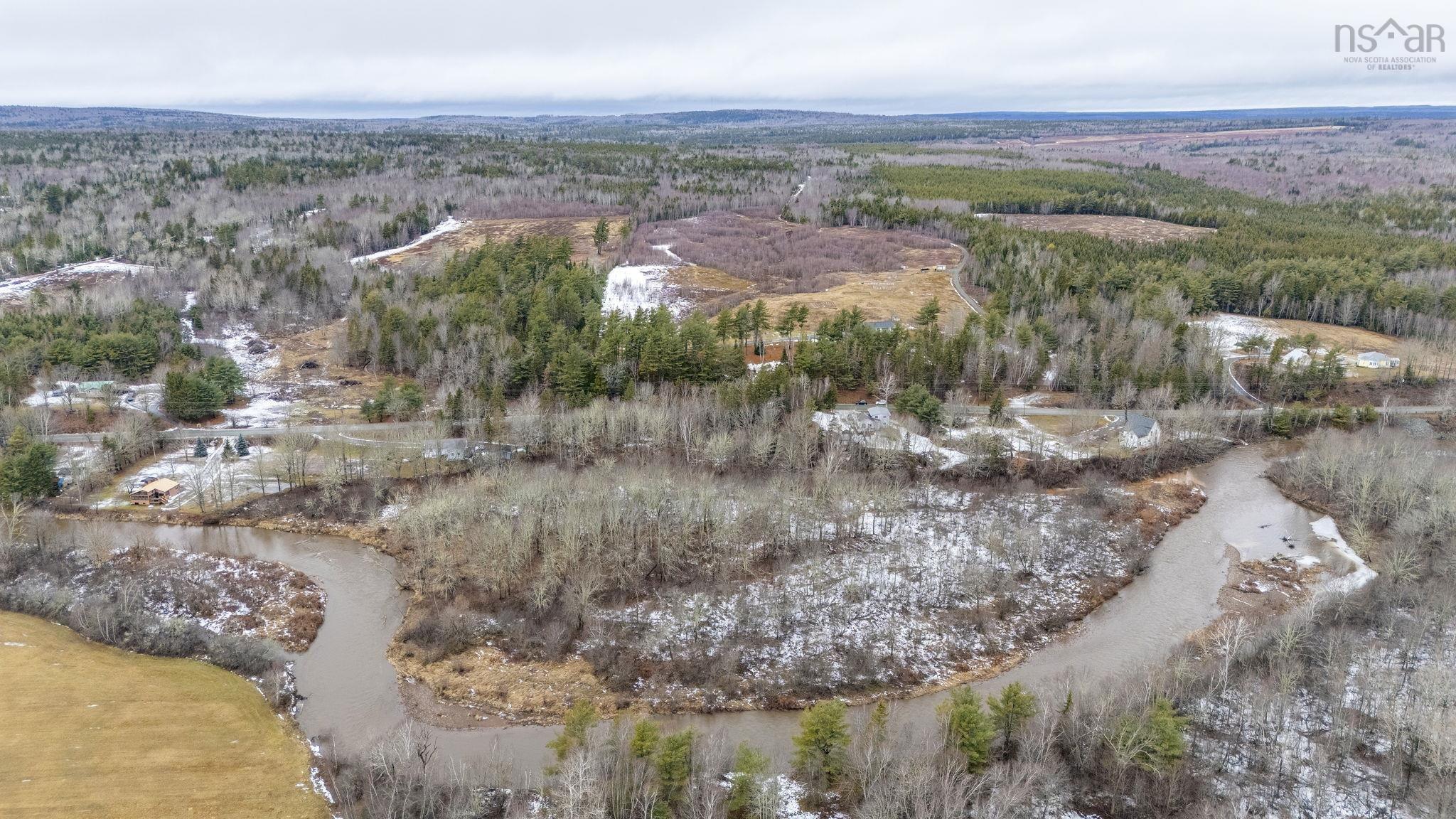 $317,000.00: 2408 Wyvern Road, Oxford Junction