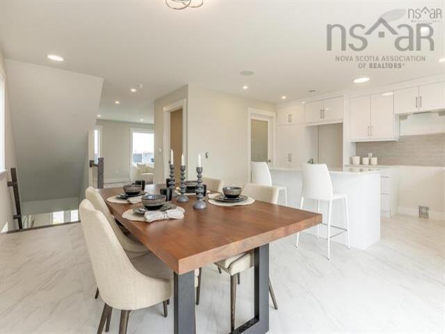 $689,900.00: 230 Higgins Avenue, Beechville