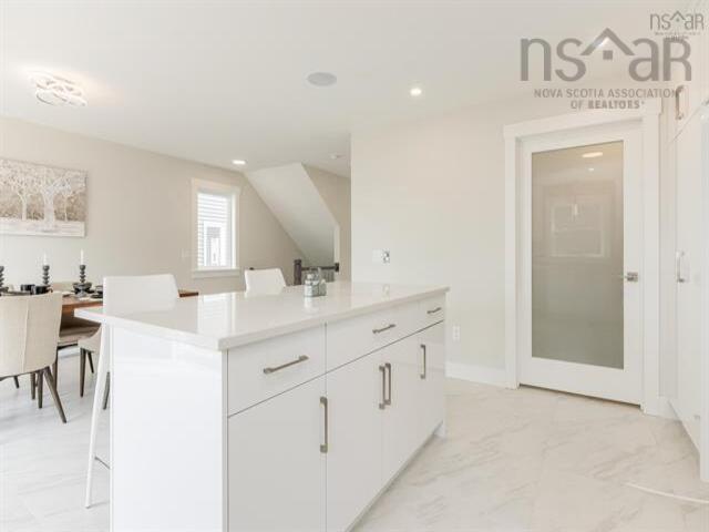 $689,900.00: 230 Higgins Avenue, Beechville