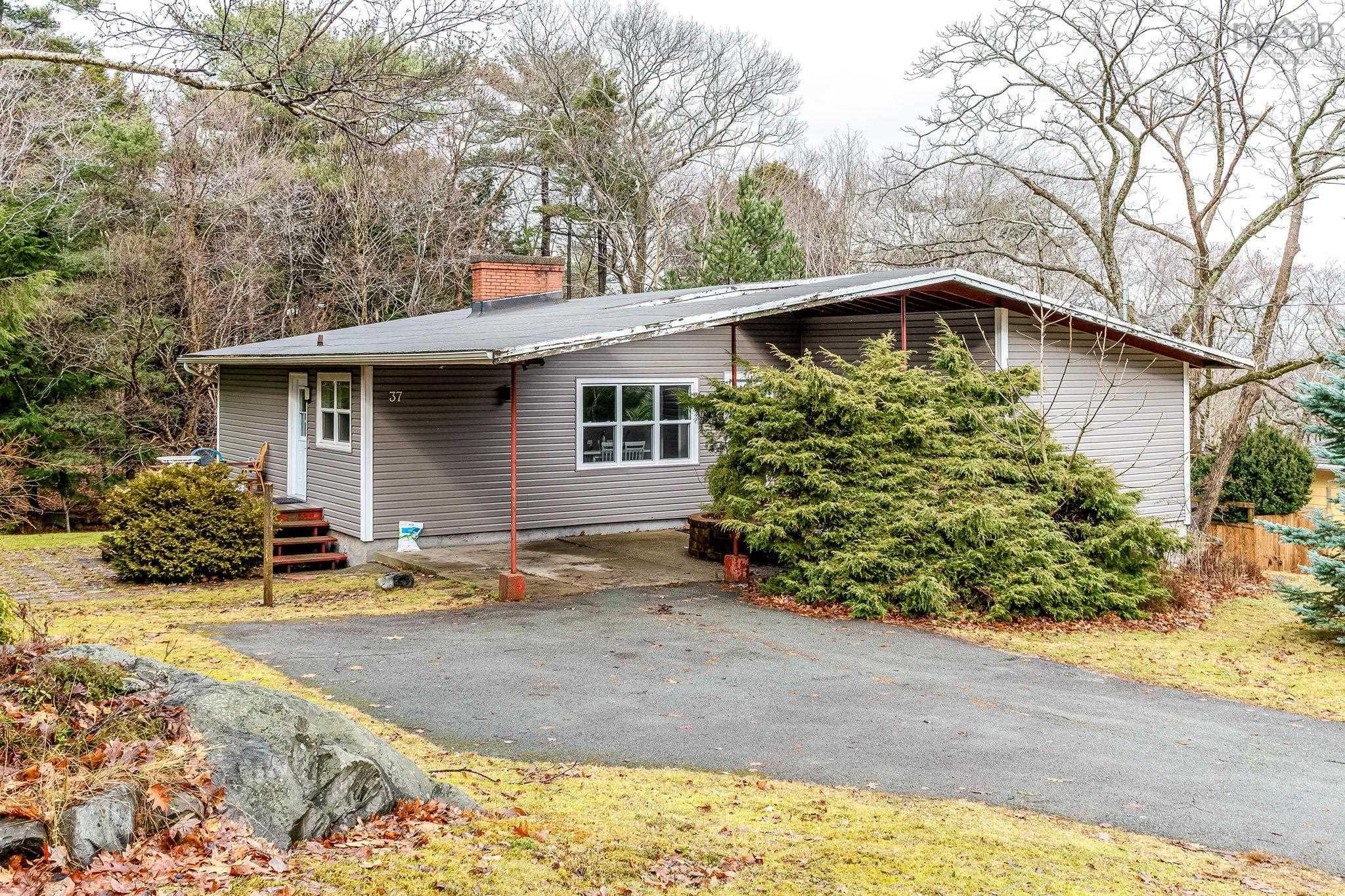 $649,900.00: 37 Sherbrooke Drive, Halifax
