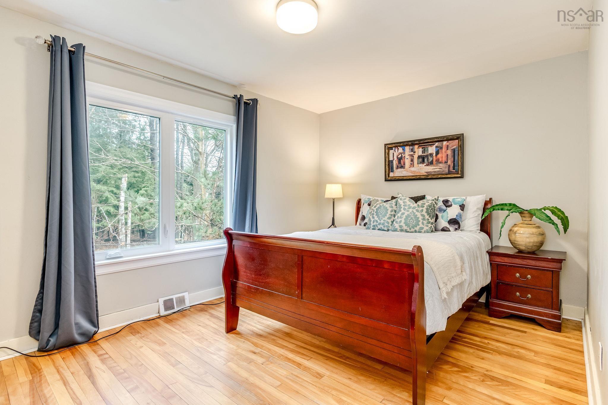 $649,900.00: 37 Sherbrooke Drive, Halifax