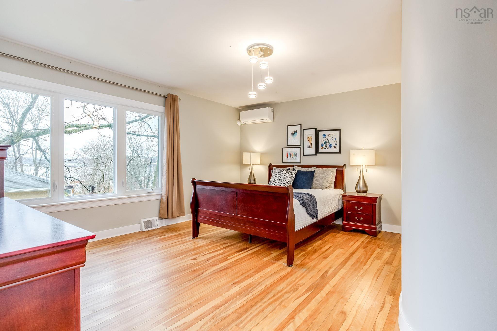 $649,900.00: 37 Sherbrooke Drive, Halifax