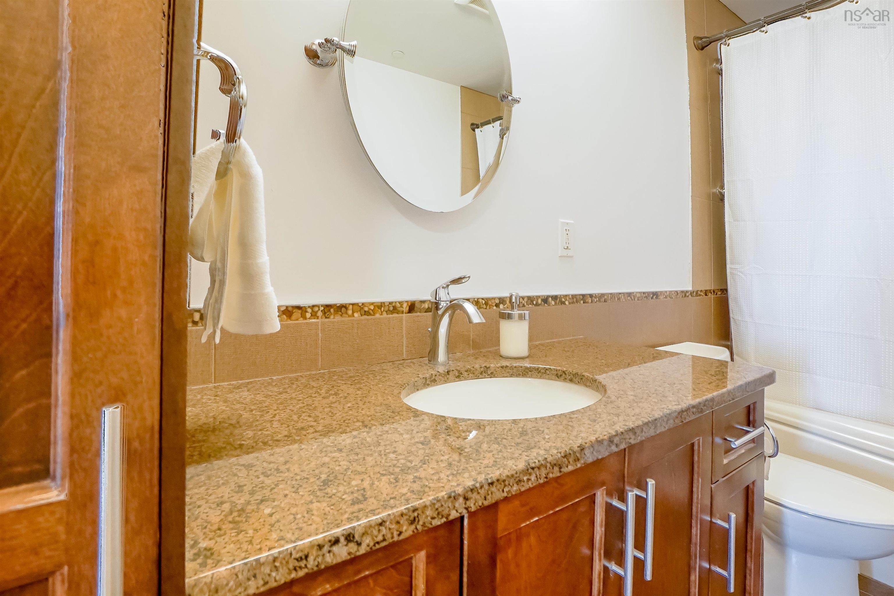 $915,000.00: 1002 1445 South Park Street, Halifax