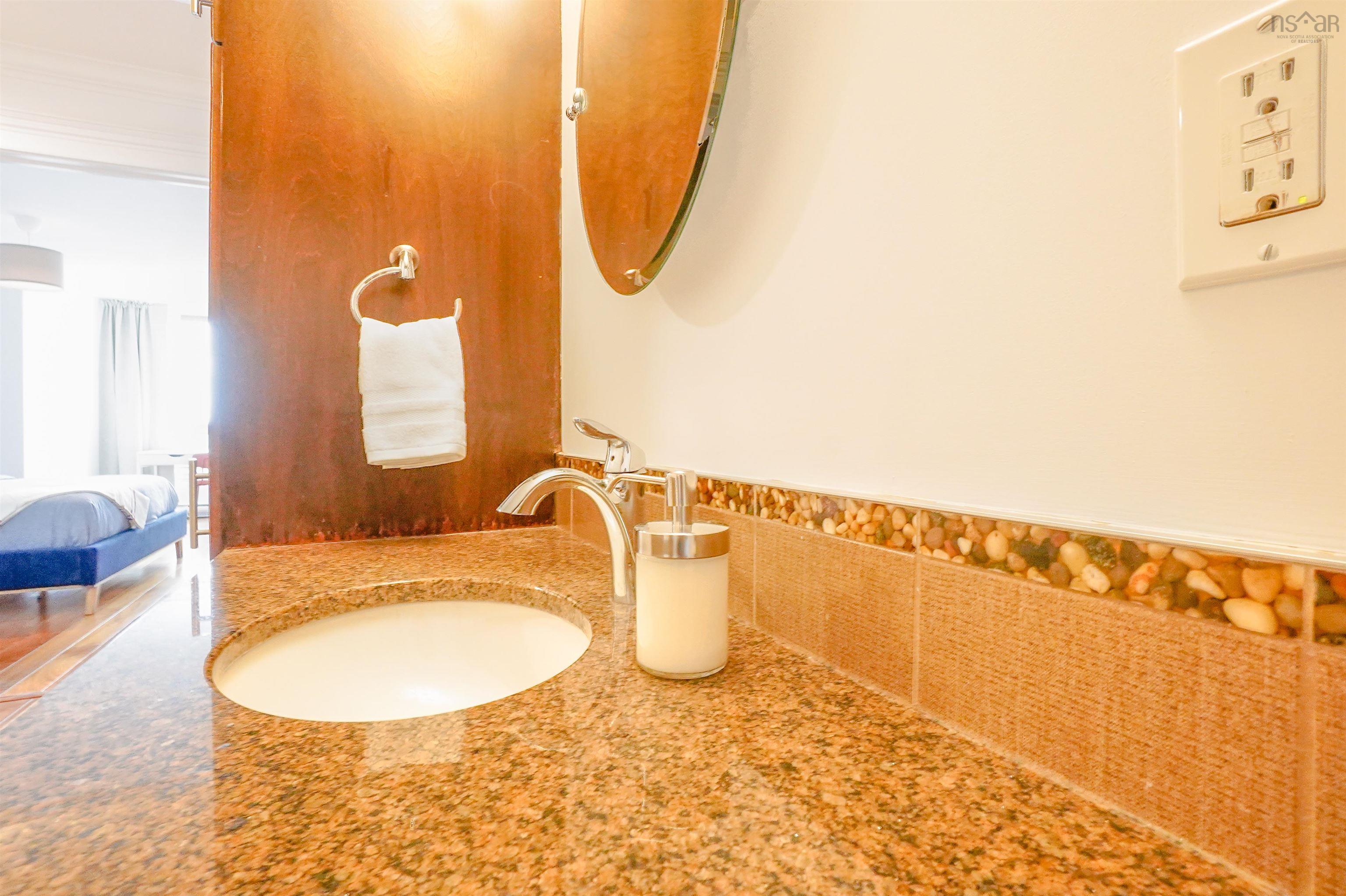 $915,000.00: 1002 1445 South Park Street, Halifax