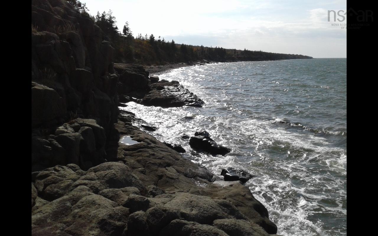 $177,700.00: Lot Shore Road, Litchfield