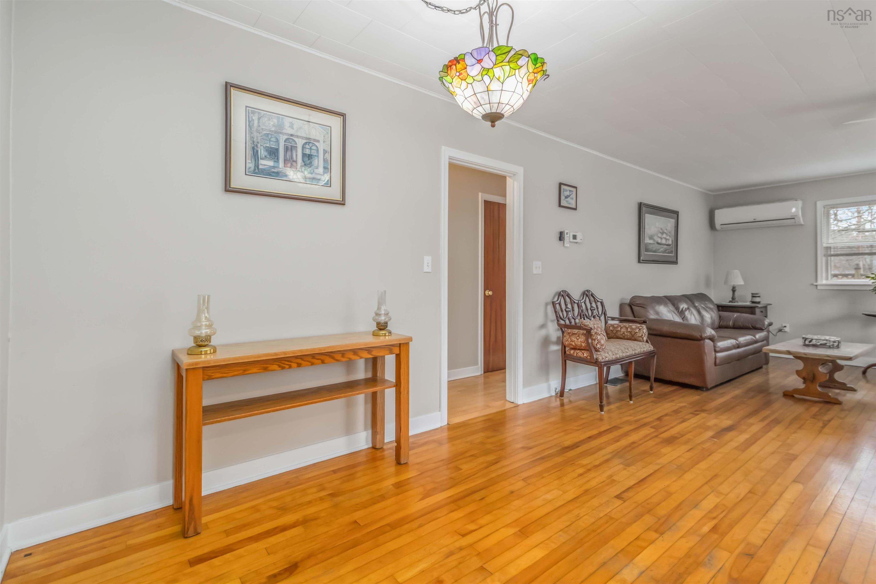 $365,000.00: 83 Victoria Road, Bridgewater