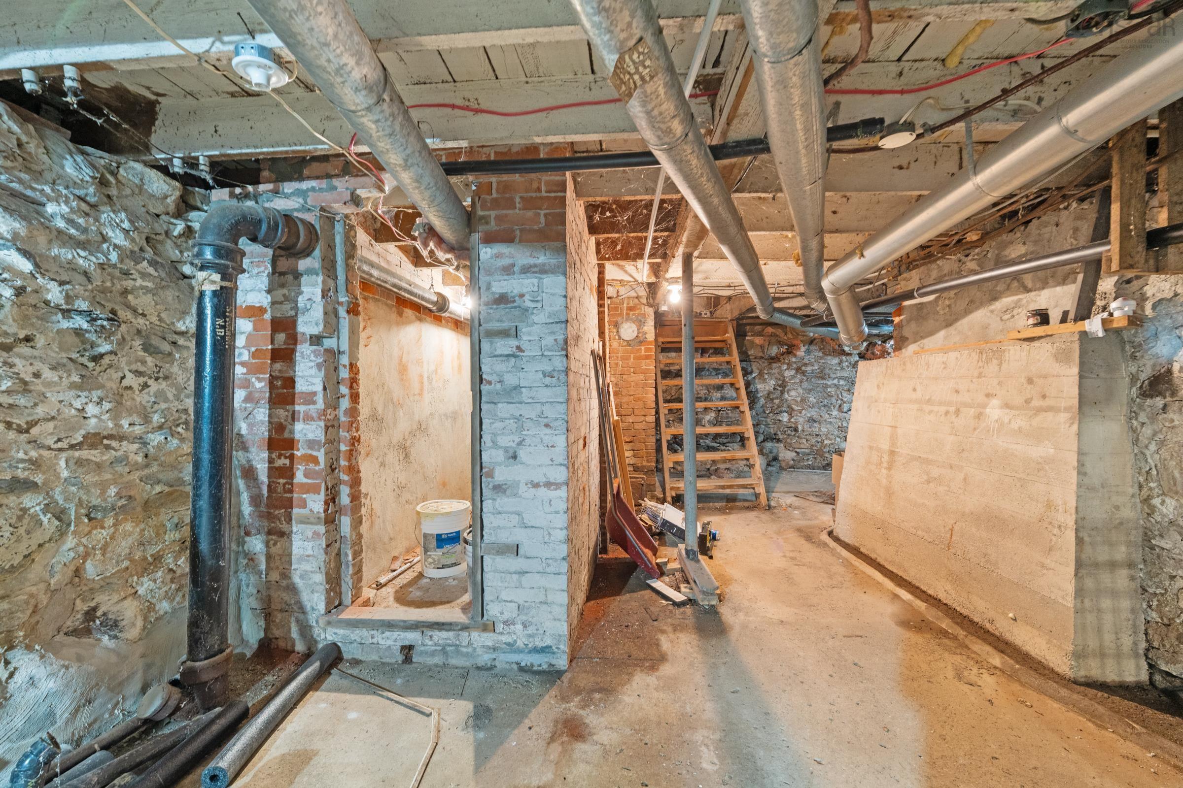 $319,000.00: 45 Alma Street, Yarmouth