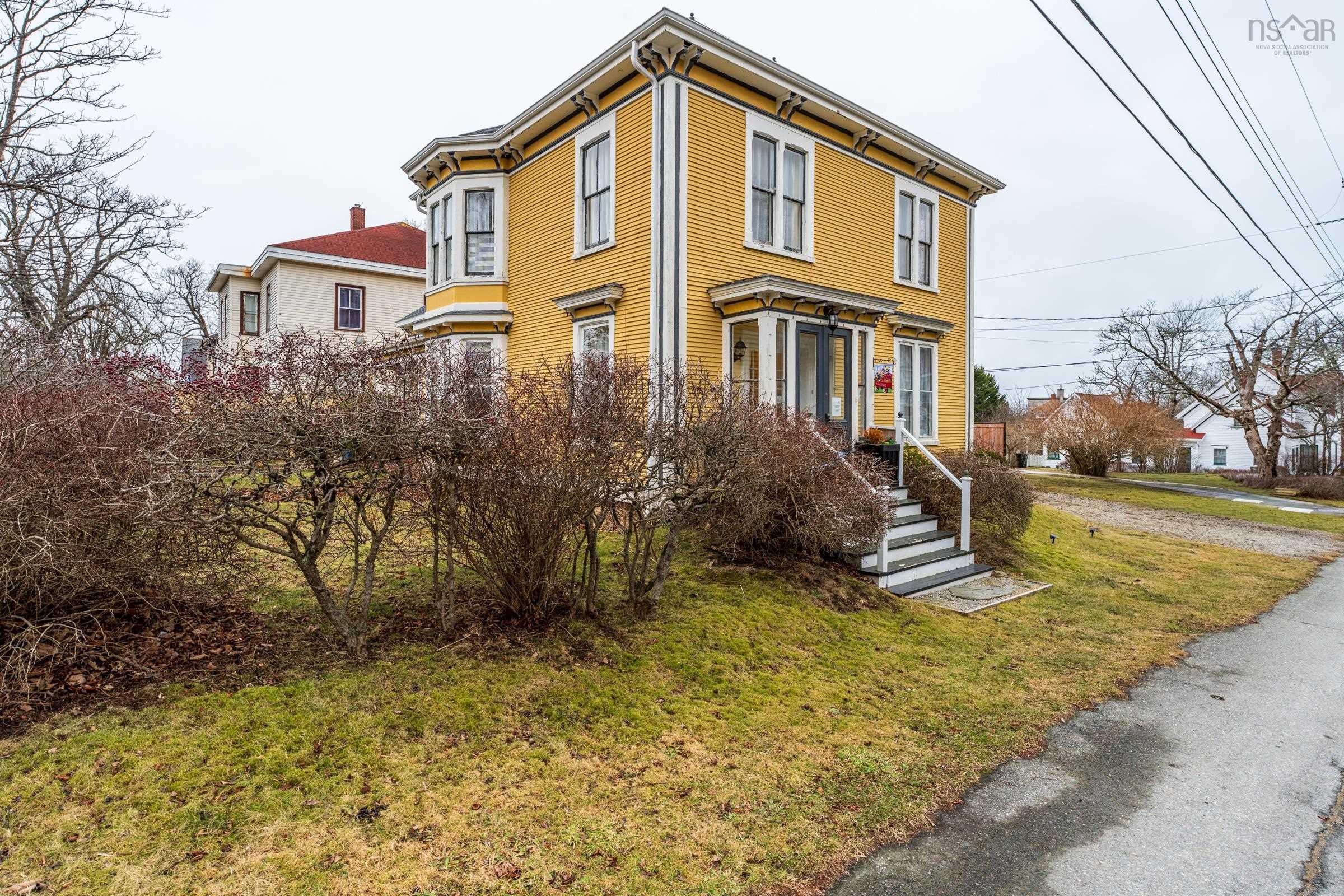 $319,000.00: 45 Alma Street, Yarmouth