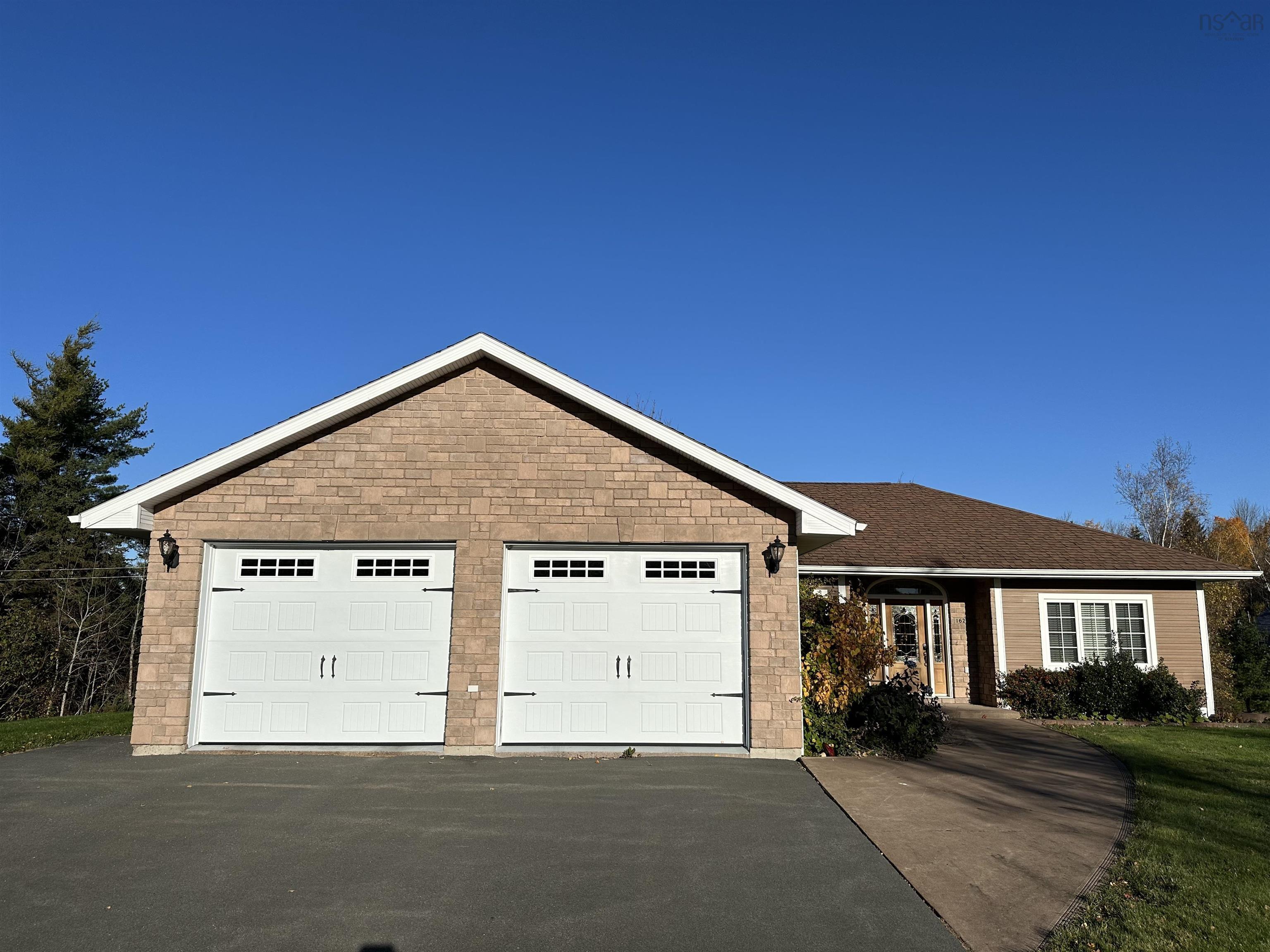 $849,000.00: 1621 MacLellans Brook Road, Greenwood