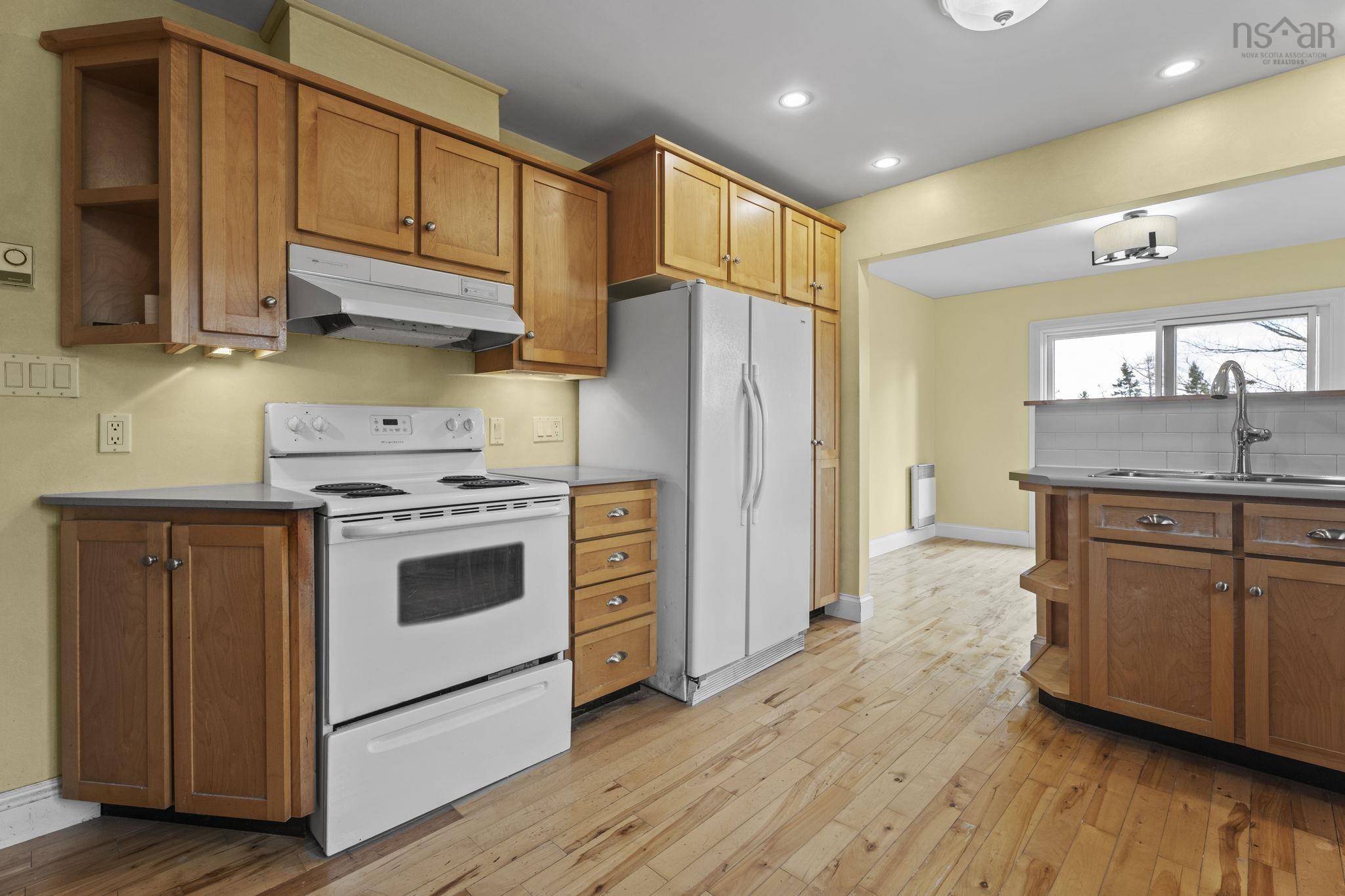 $364,900.00: 9676 Highway 224, Greenwood