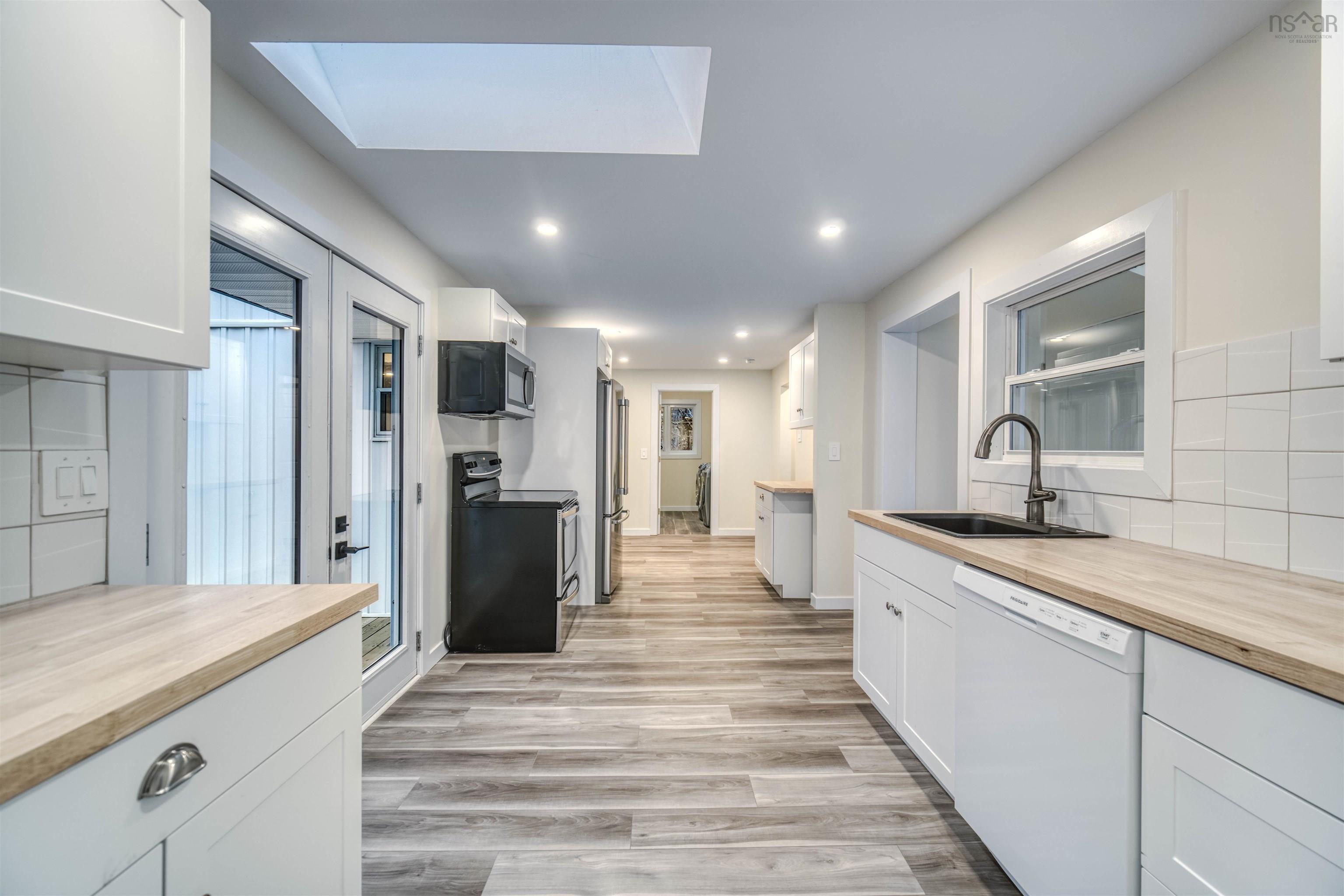 $434,900.00: 4006 Highway 2, Fletchers Lake