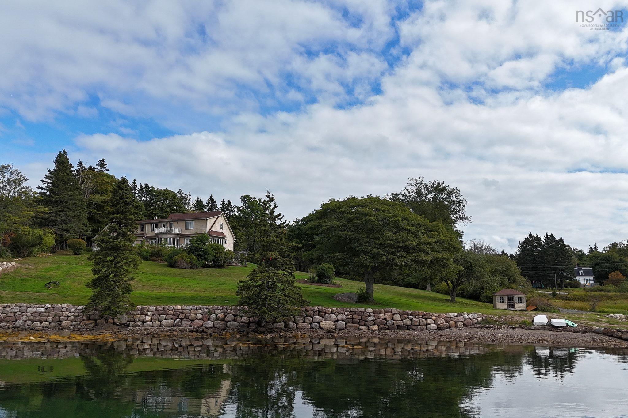 2 Crouchers Point Road, French Village, NS (MLS 202601176)