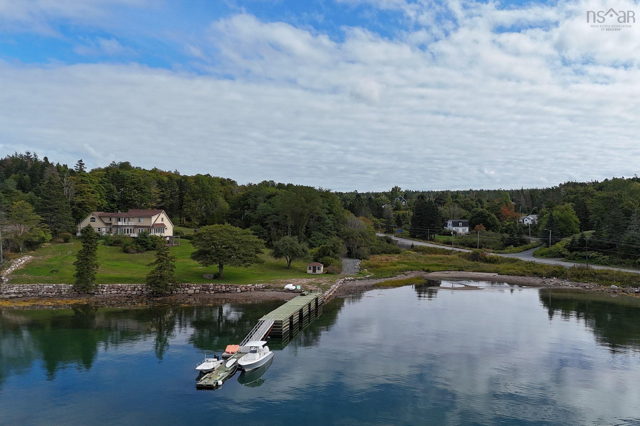 2 Crouchers Point Road, French Village, NS (MLS 202601176)