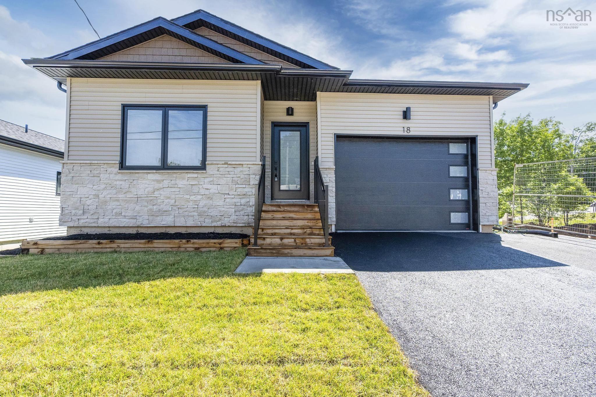 $729,500.00: 18 Whidden Avenue, Wolfville