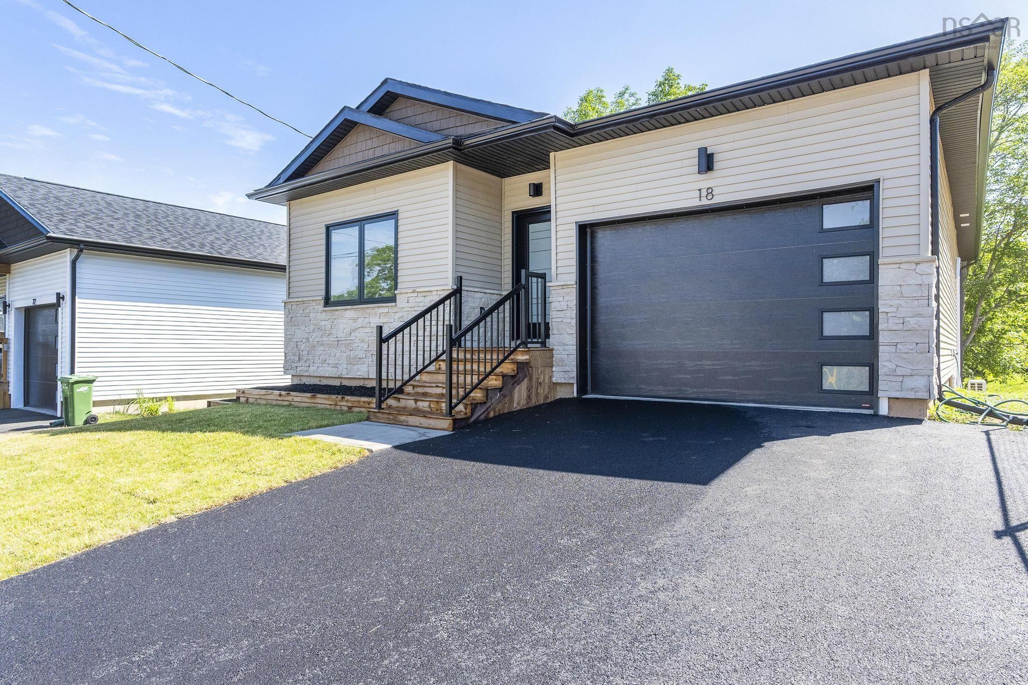 $729,500.00: 18 Whidden Avenue, Wolfville