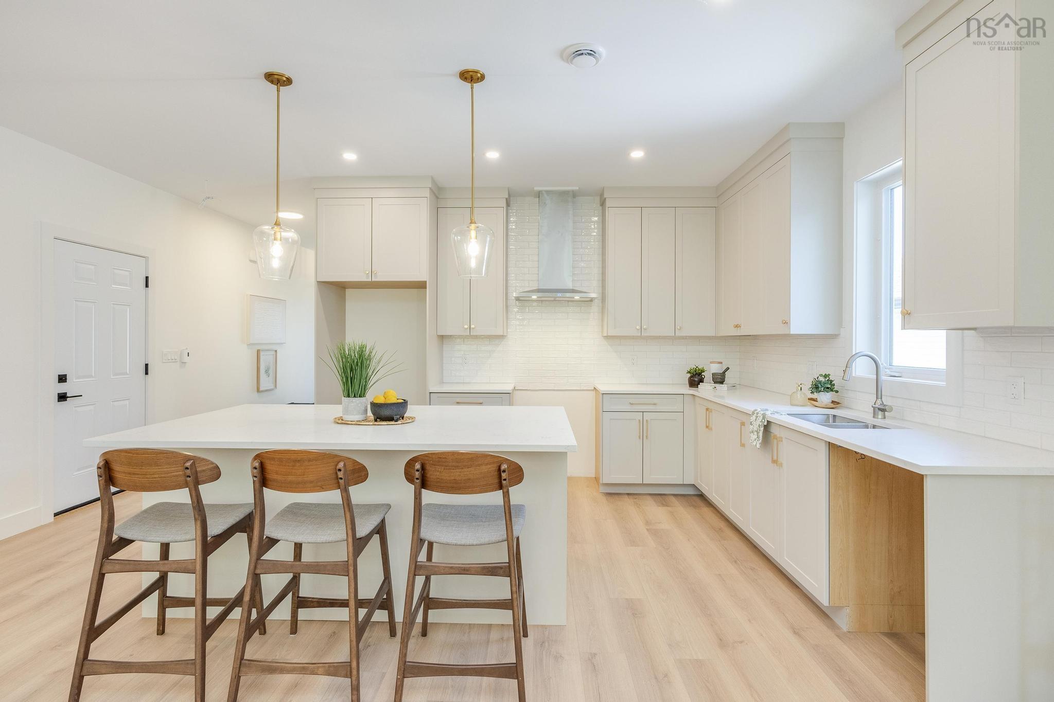 $729,500.00: 18 Whidden Avenue, Wolfville