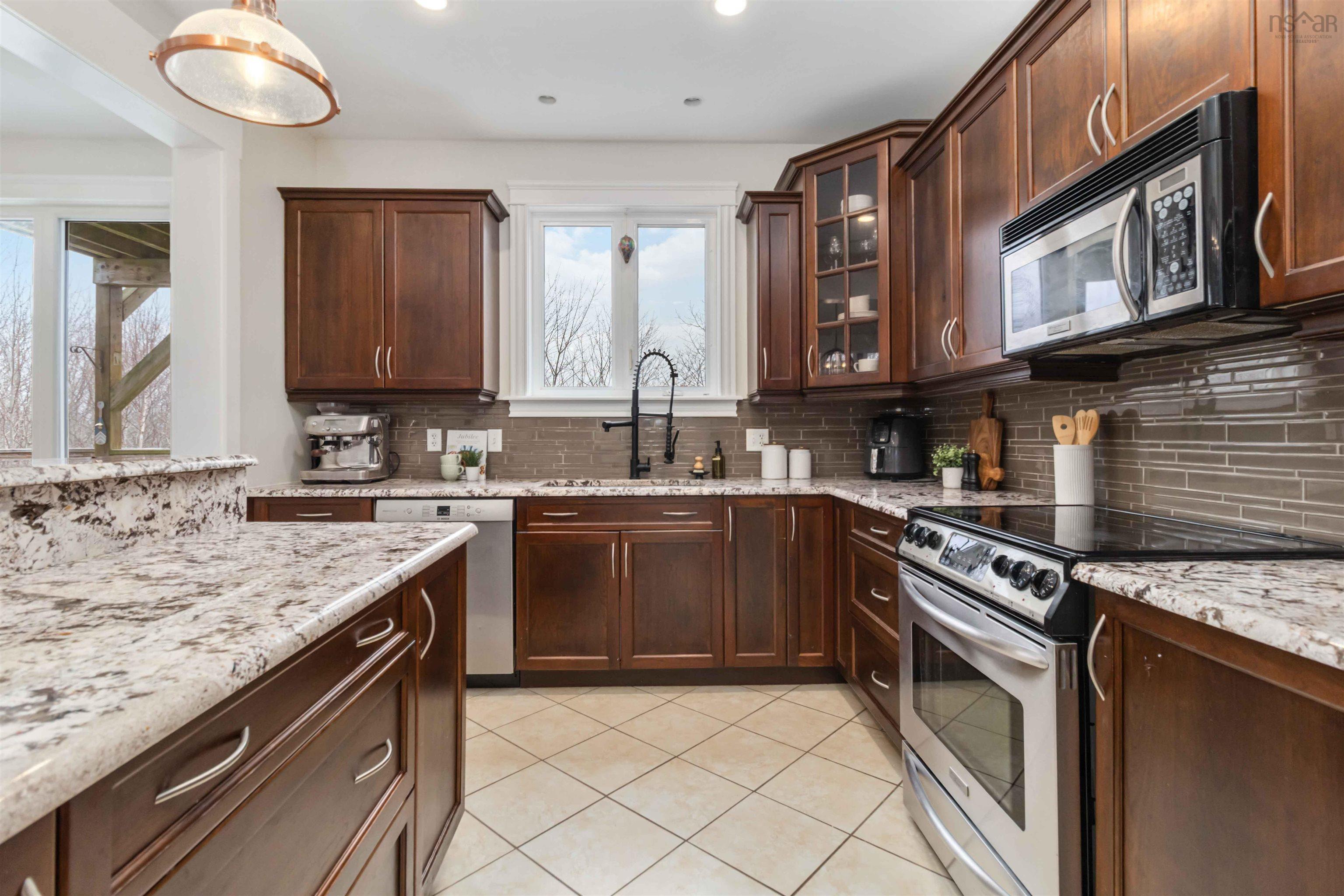 $699,900.00: 91 Mount Marina Road, Fox Point