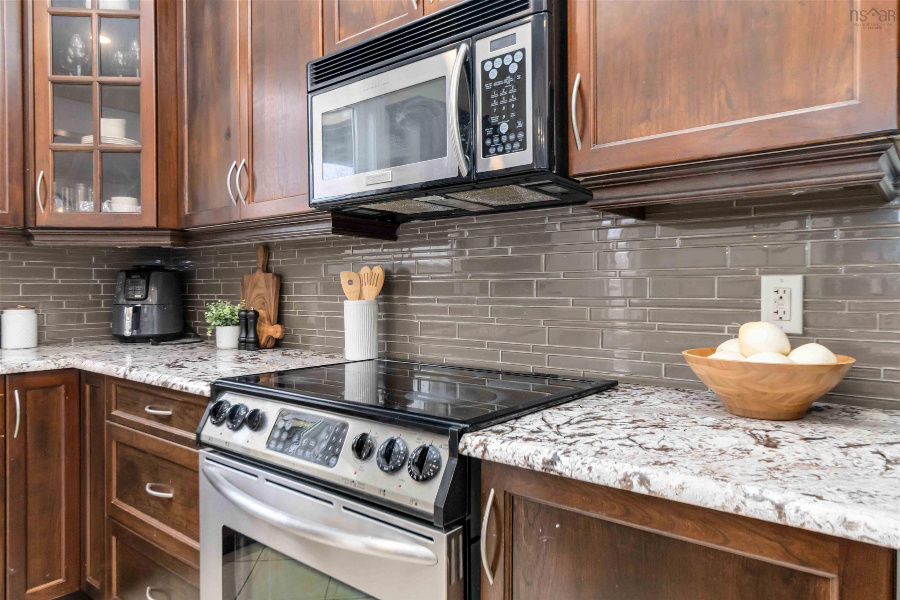 $699,900.00: 91 Mount Marina Road, Fox Point