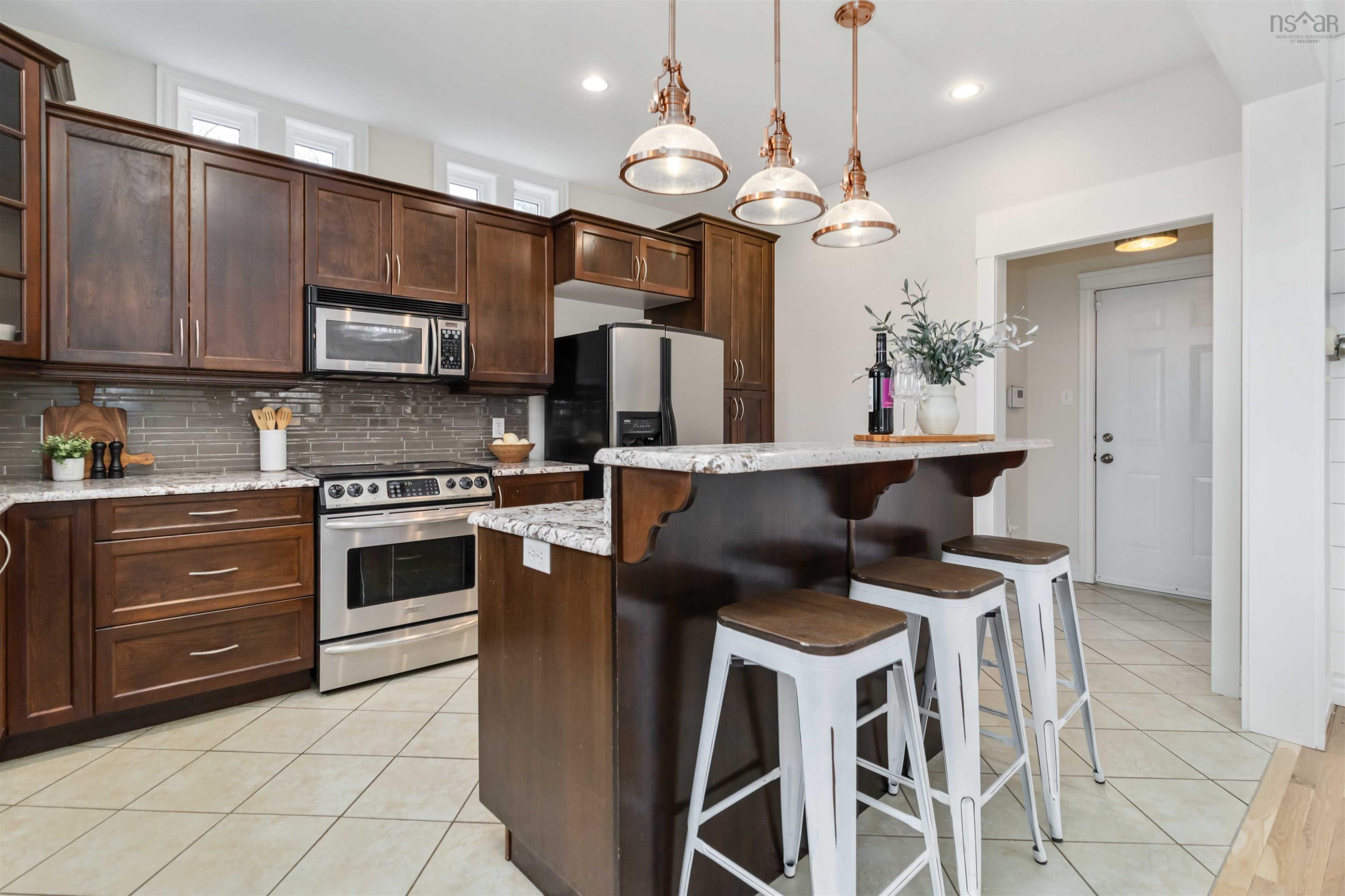 $699,900.00: 91 Mount Marina Road, Fox Point