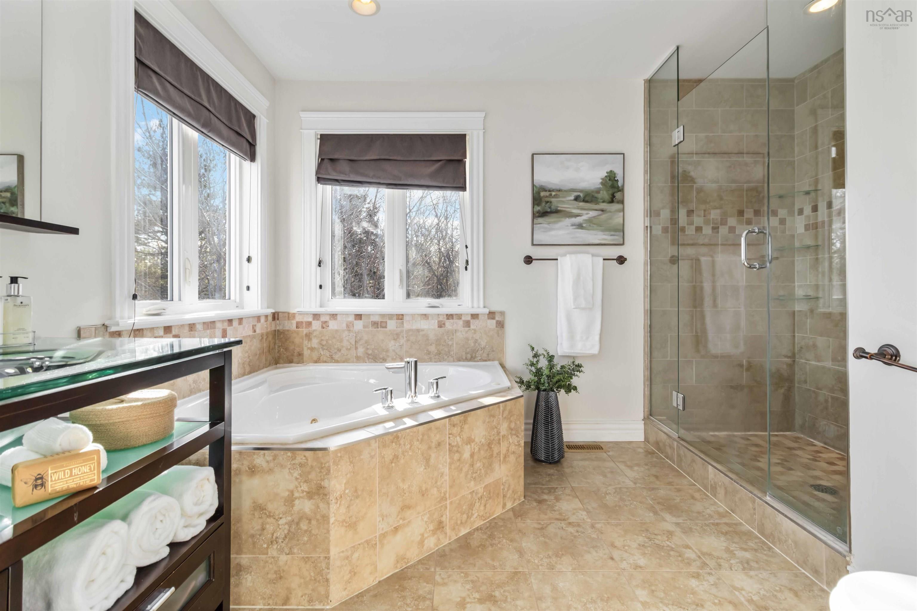 $699,900.00: 91 Mount Marina Road, Fox Point