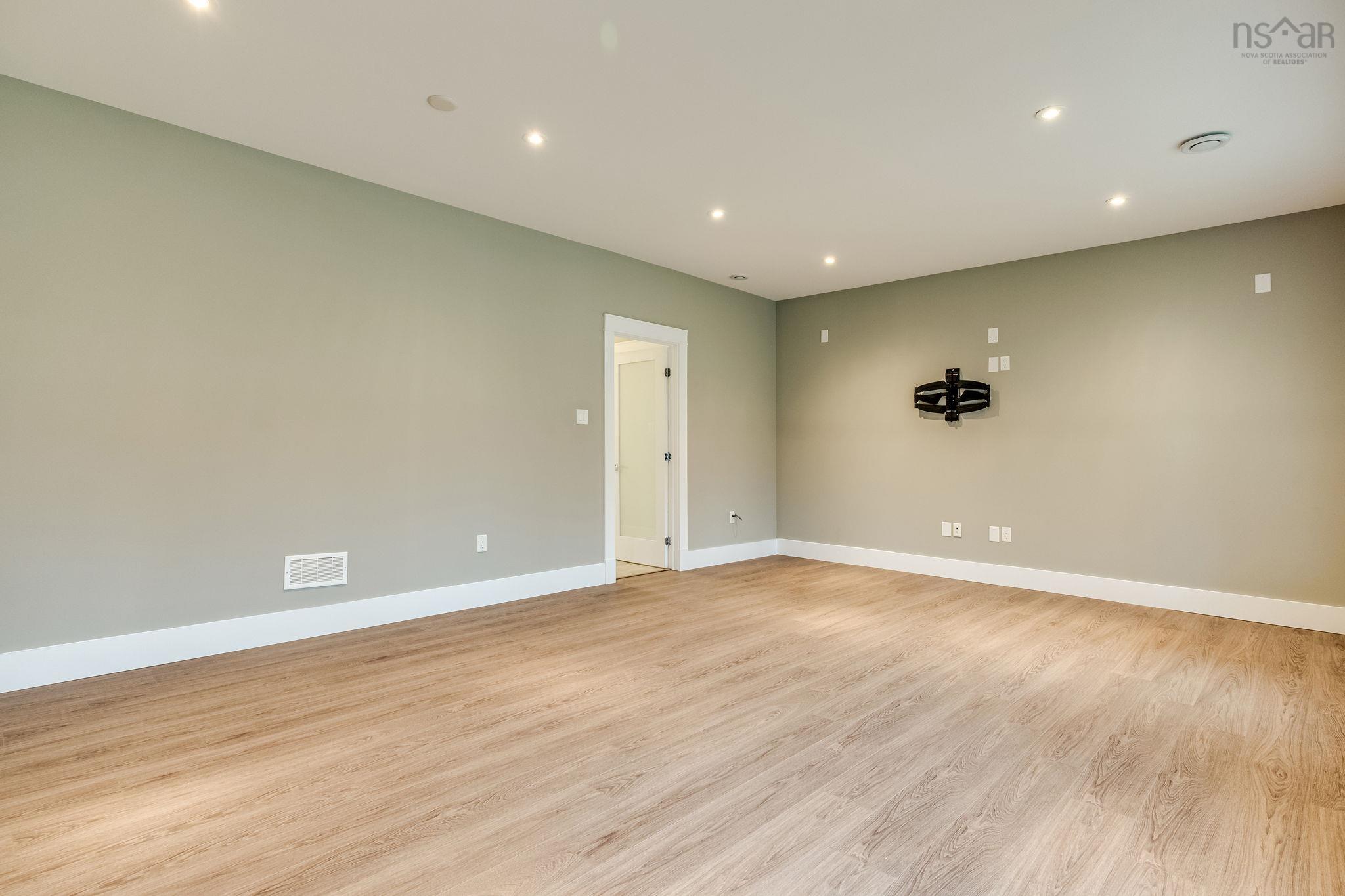 66 Hadley Crescent, Halifax, NS (MLS 202601196)