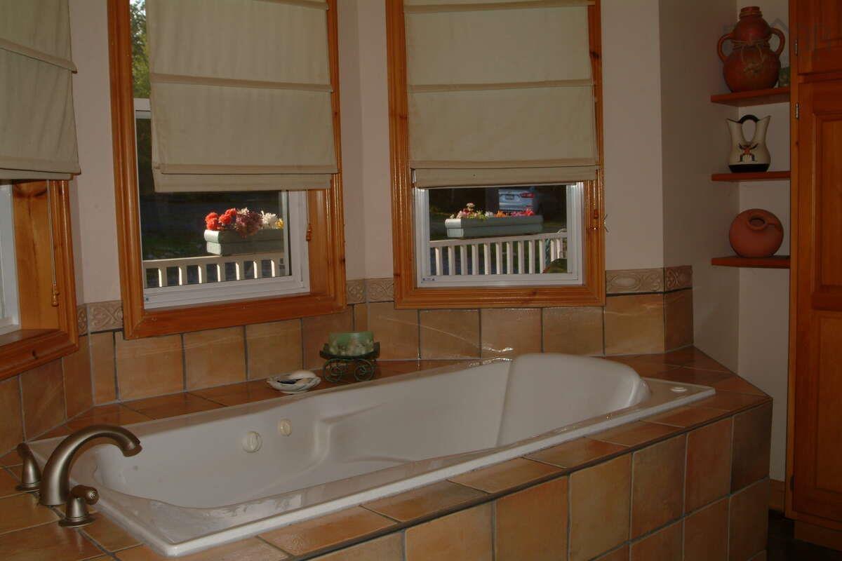 $1,995,000.00: 45227 Cabot Trail, North Shore