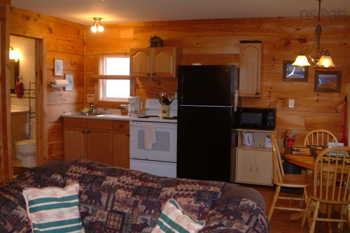 $1,995,000.00: 45227 Cabot Trail, North Shore