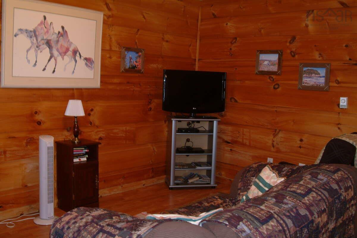 $1,995,000.00: 45227 Cabot Trail, North Shore