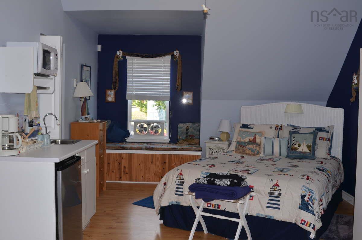 $1,995,000.00: 45227 Cabot Trail, North Shore