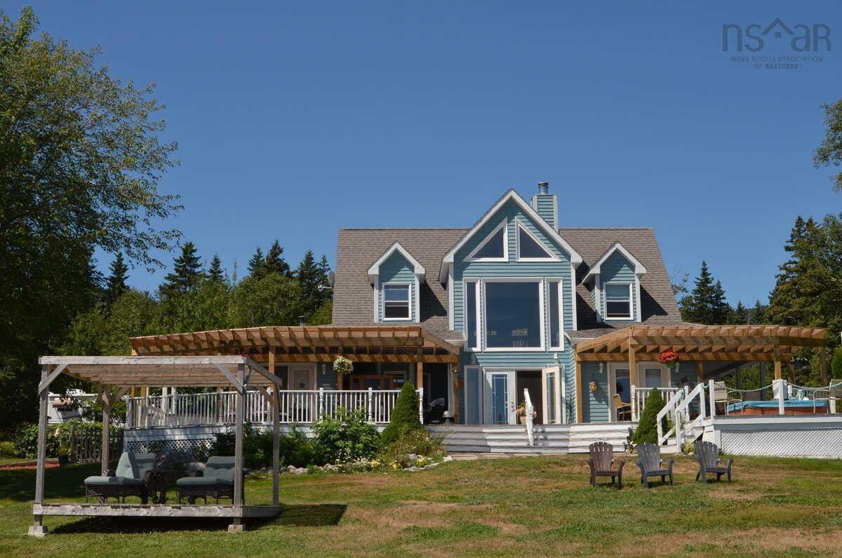$1,995,000.00: 45227 Cabot Trail, North Shore