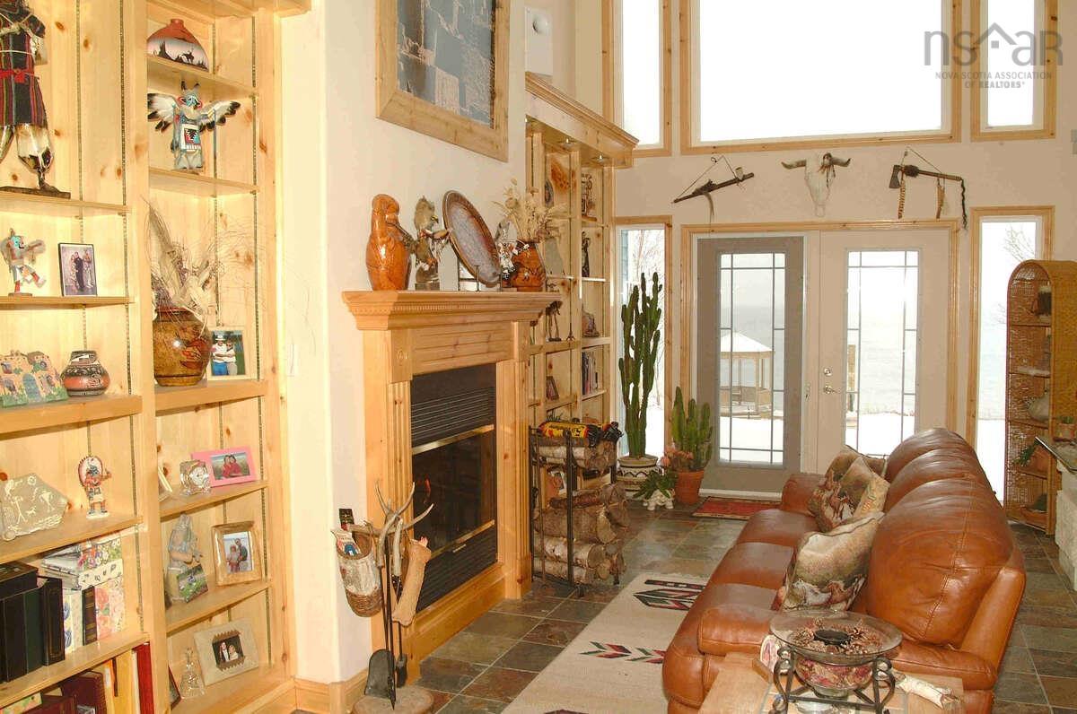 $1,995,000.00: 45227 Cabot Trail, North Shore