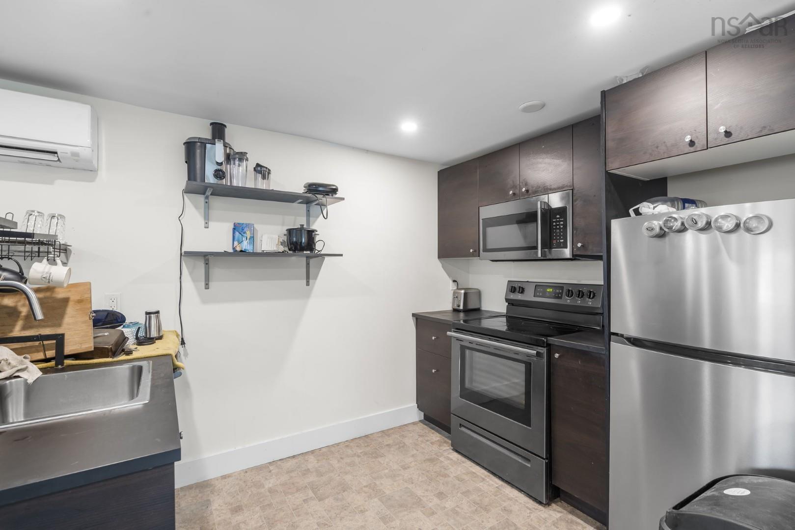 $569,900.00: 746-748 Old Sambro Road, Harrietsfield