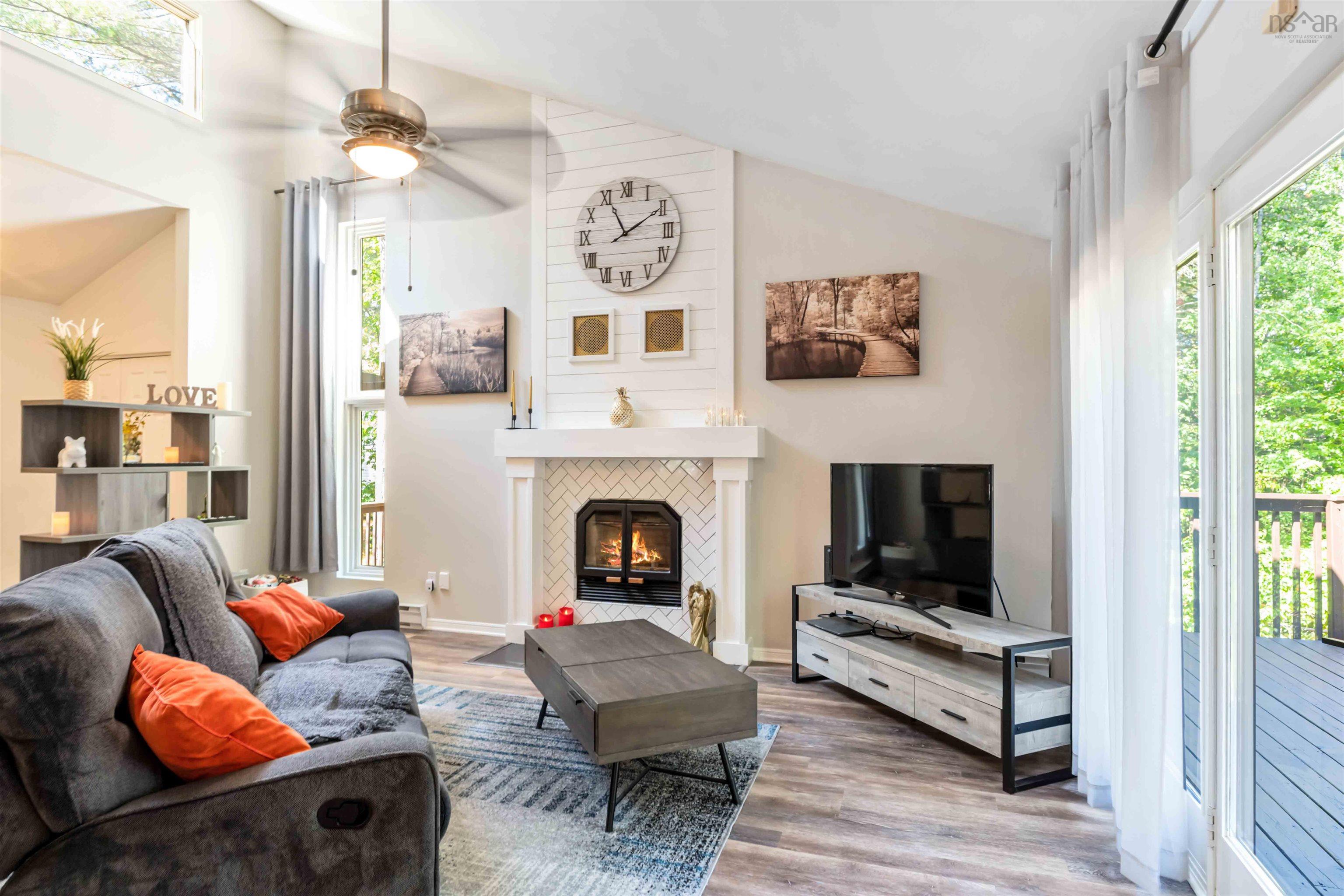 $614,900.00: 1800 Cartier Court, Kingston