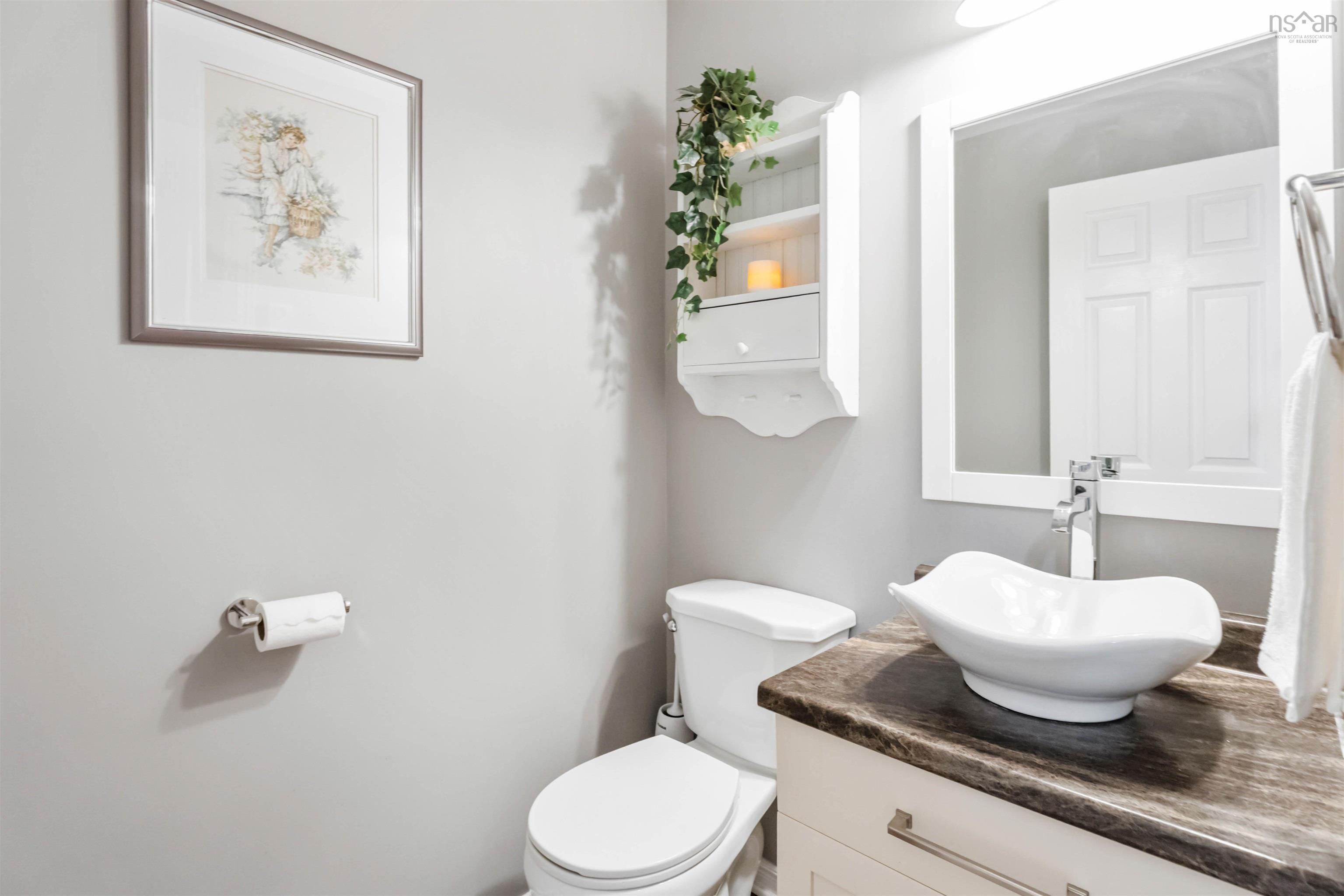 $614,900.00: 1800 Cartier Court, Kingston