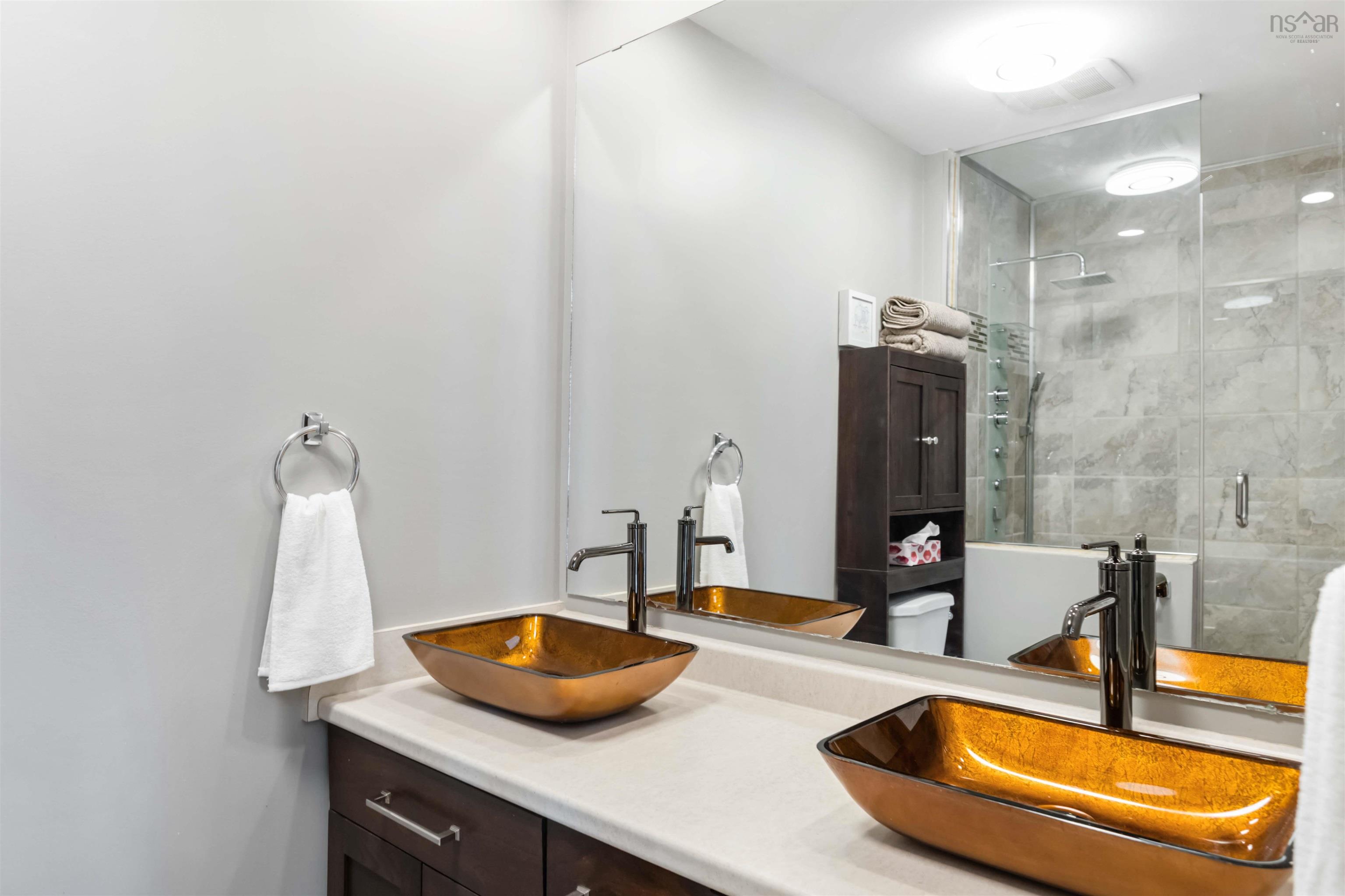 $614,900.00: 1800 Cartier Court, Kingston