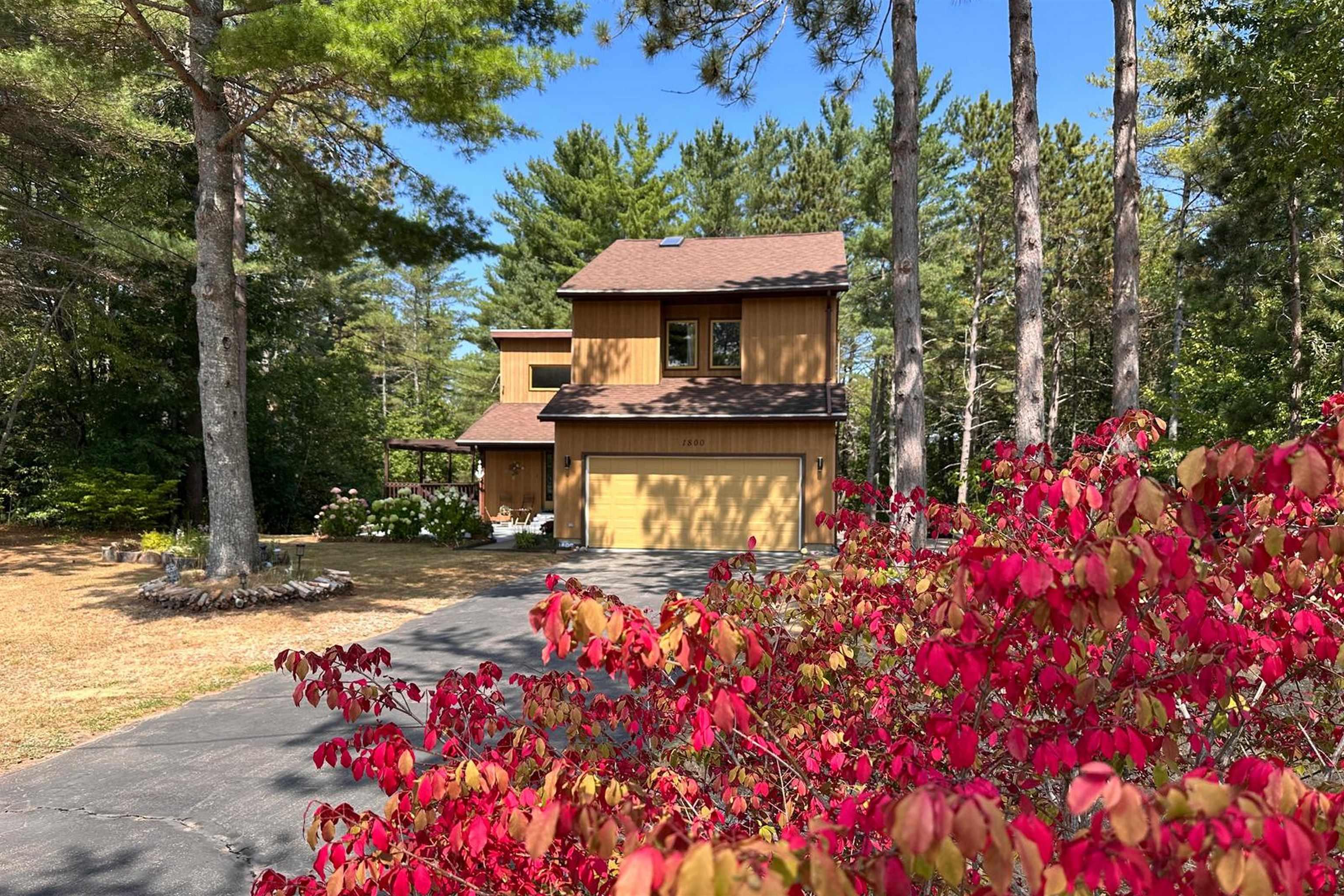 $614,900.00: 1800 Cartier Court, Kingston