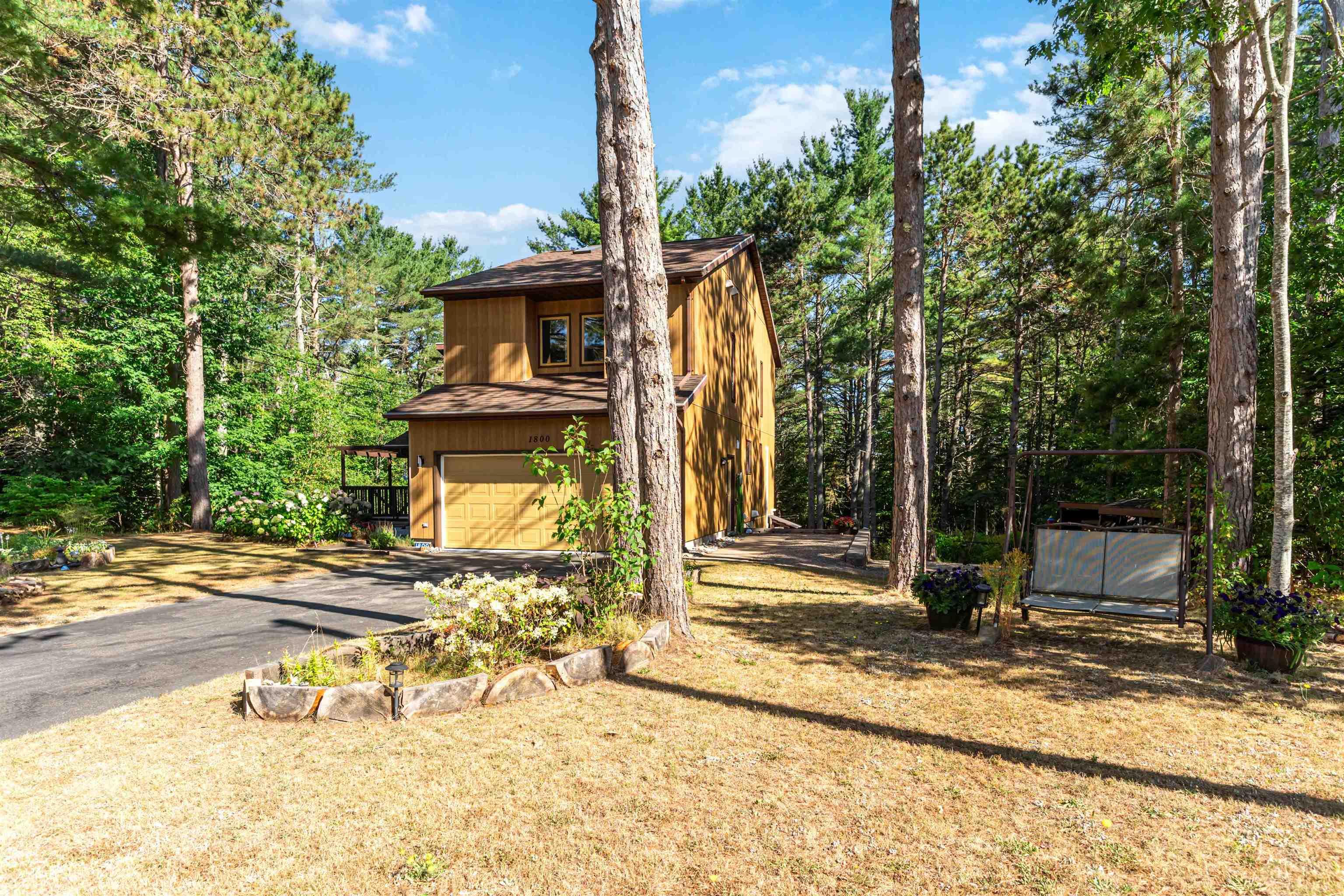 $614,900.00: 1800 Cartier Court, Kingston