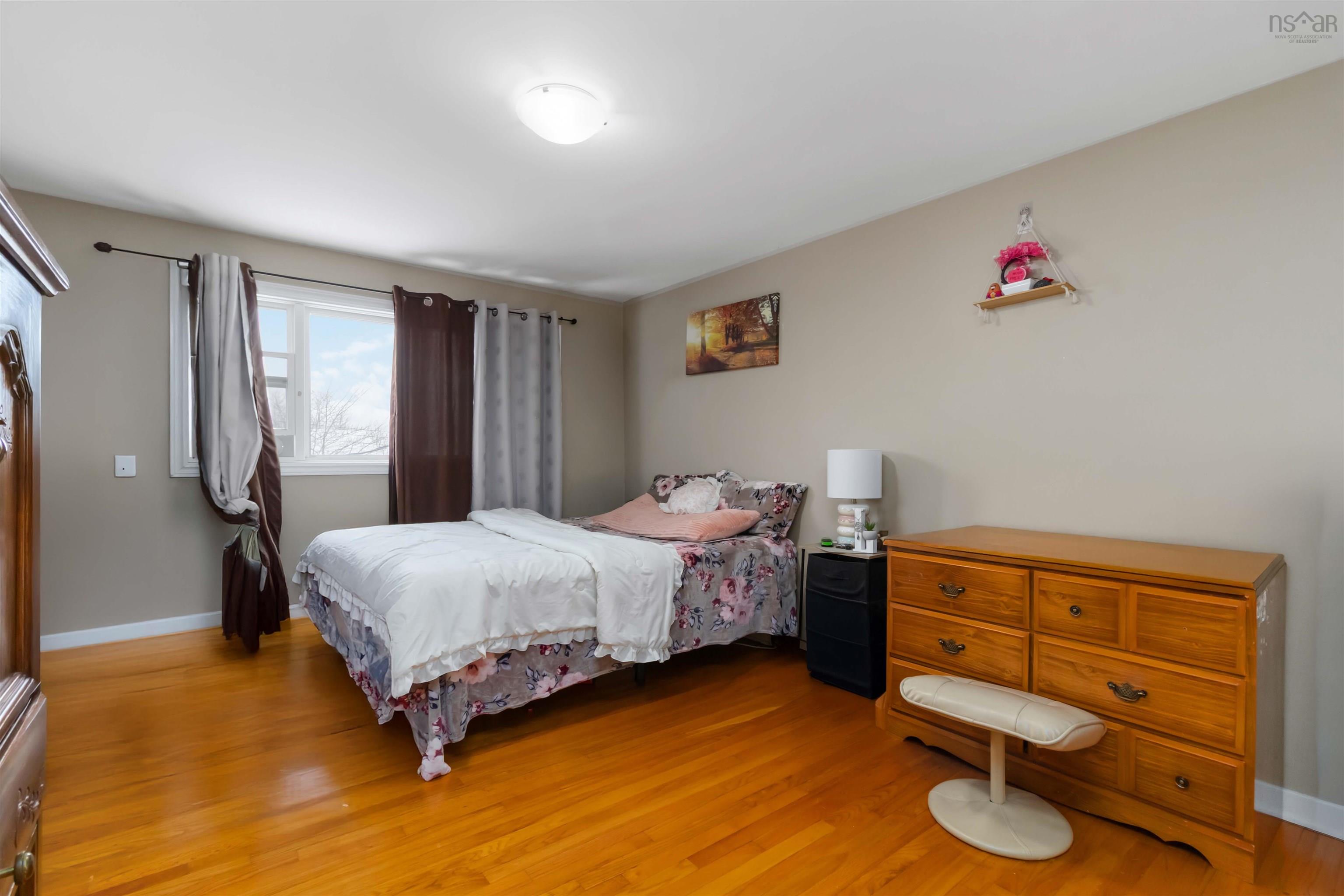 8a Marilyn Drive, Dartmouth, NS (MLS 202601211)