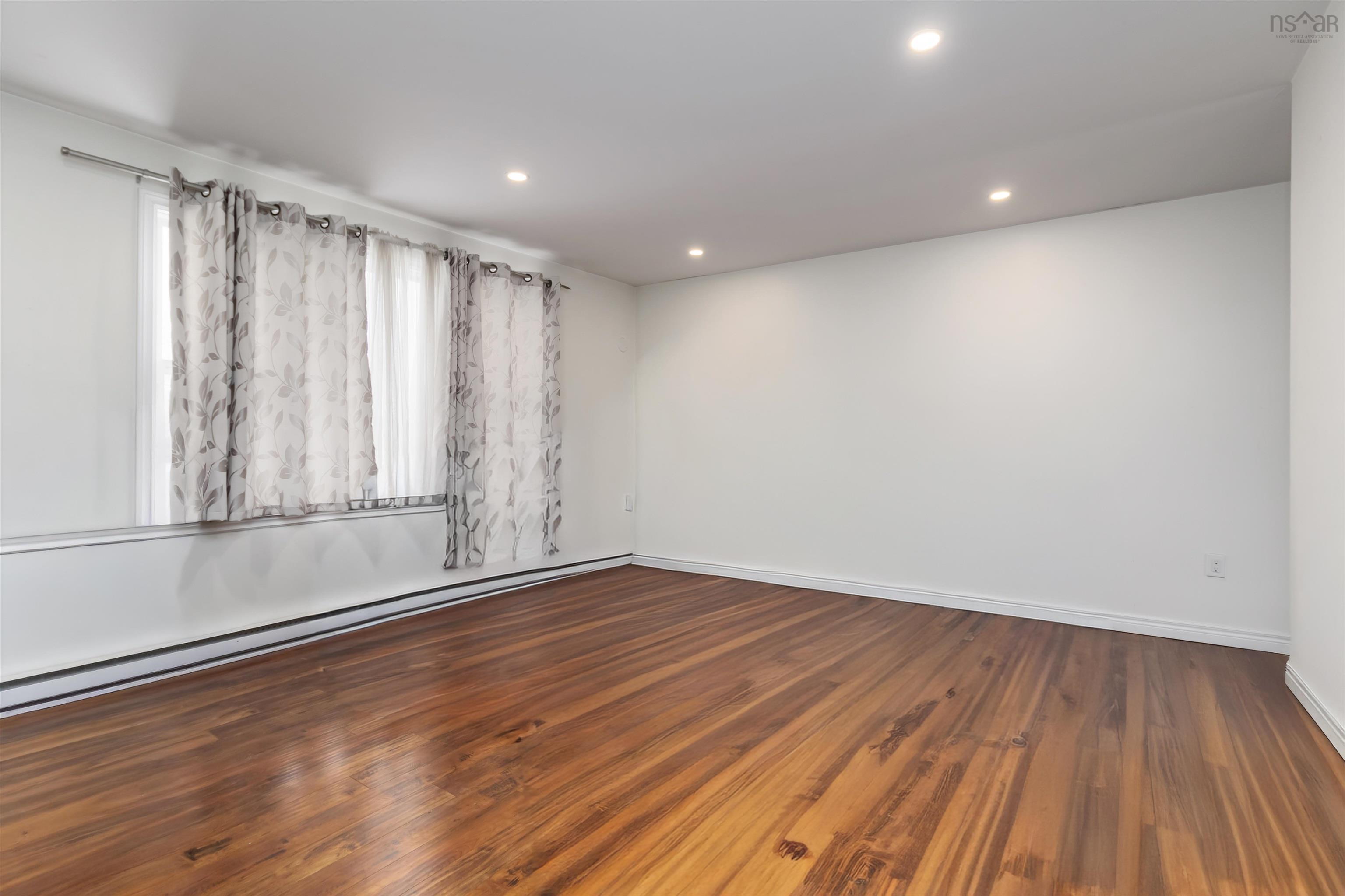 8a Marilyn Drive, Dartmouth, NS (MLS 202601211)