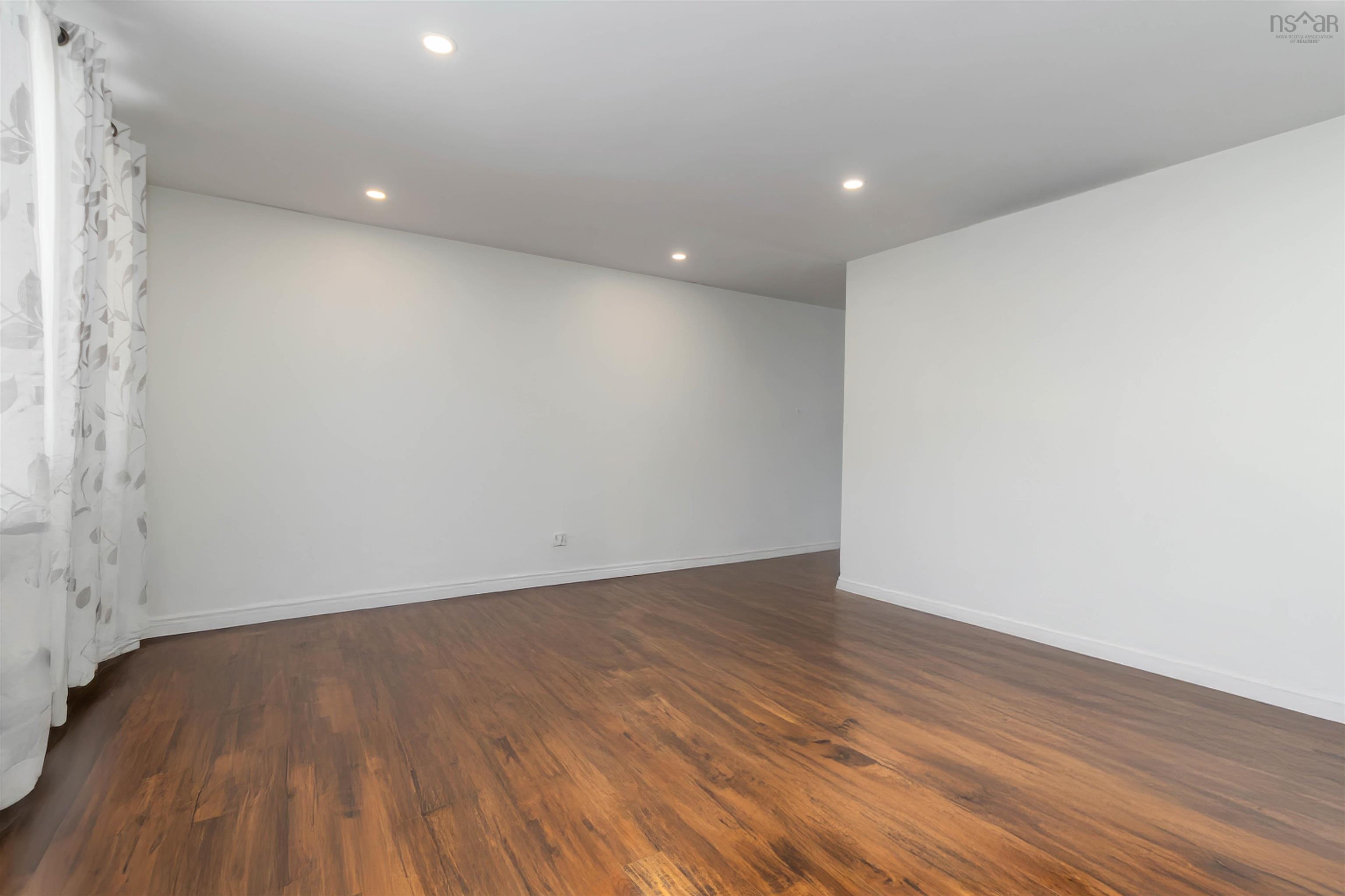 8a Marilyn Drive, Dartmouth, NS (MLS 202601211)