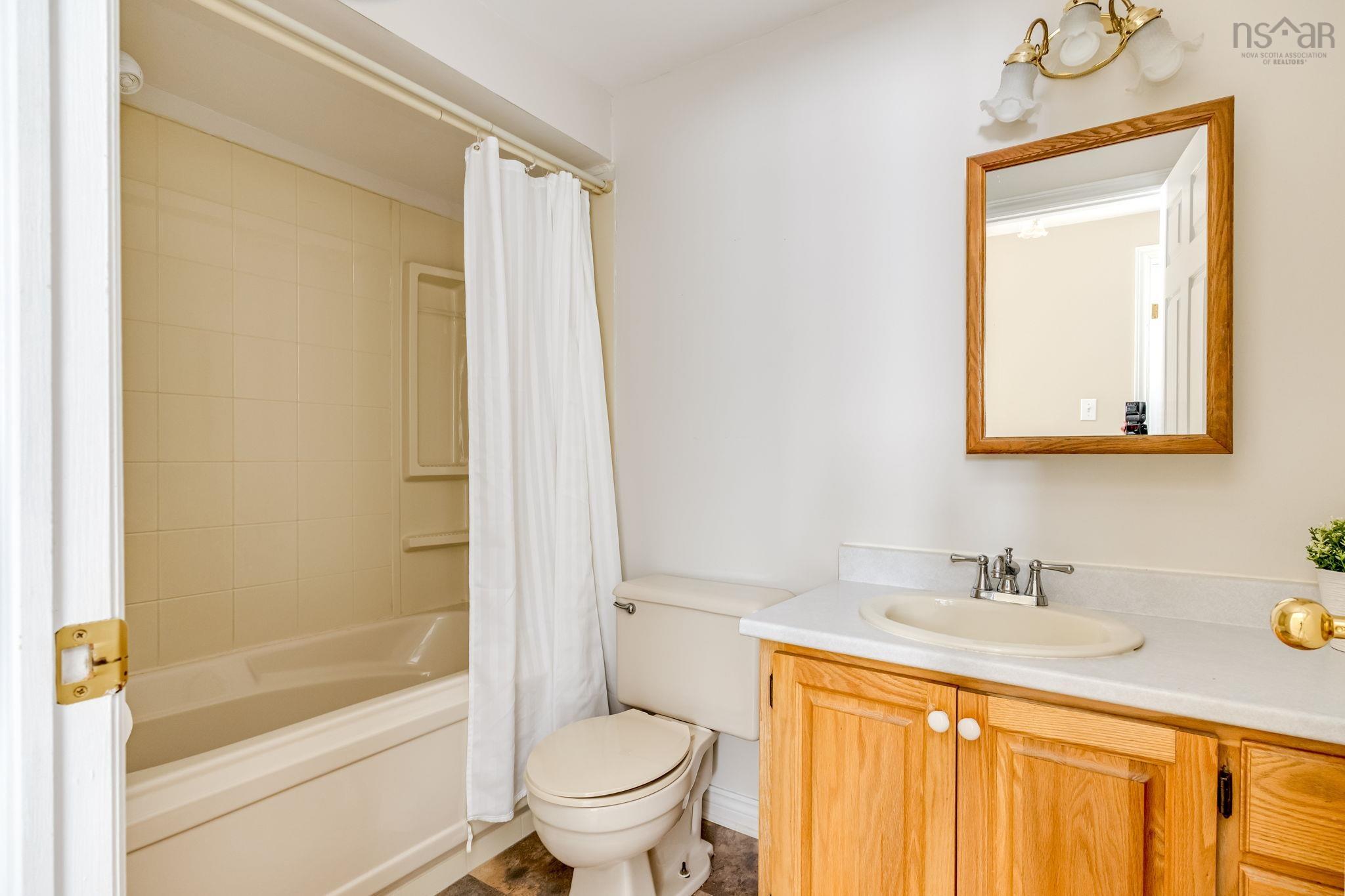 44 Haddad Drive, Lower Sackville, NS (MLS 202601219)