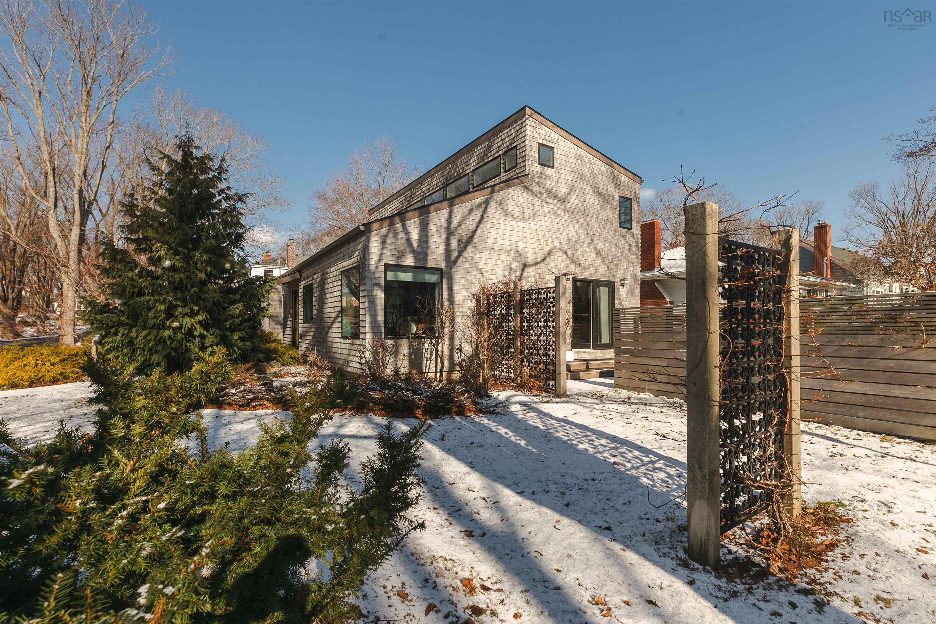 911 Greenwood Avenue, Halifax, NS (MLS 202601227)