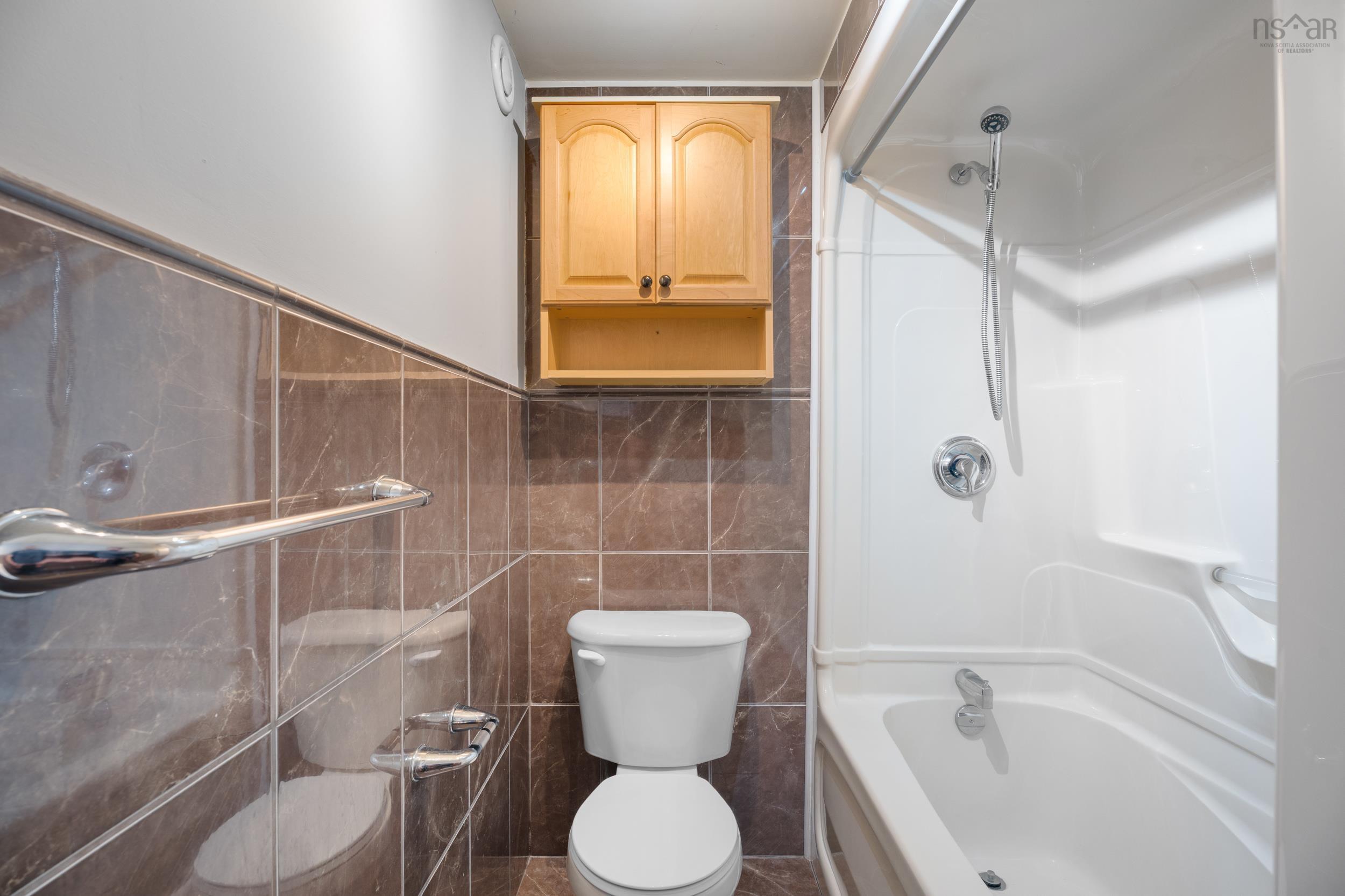 680 Hammonds Plains Road, Bedford, NS (MLS 202601228)