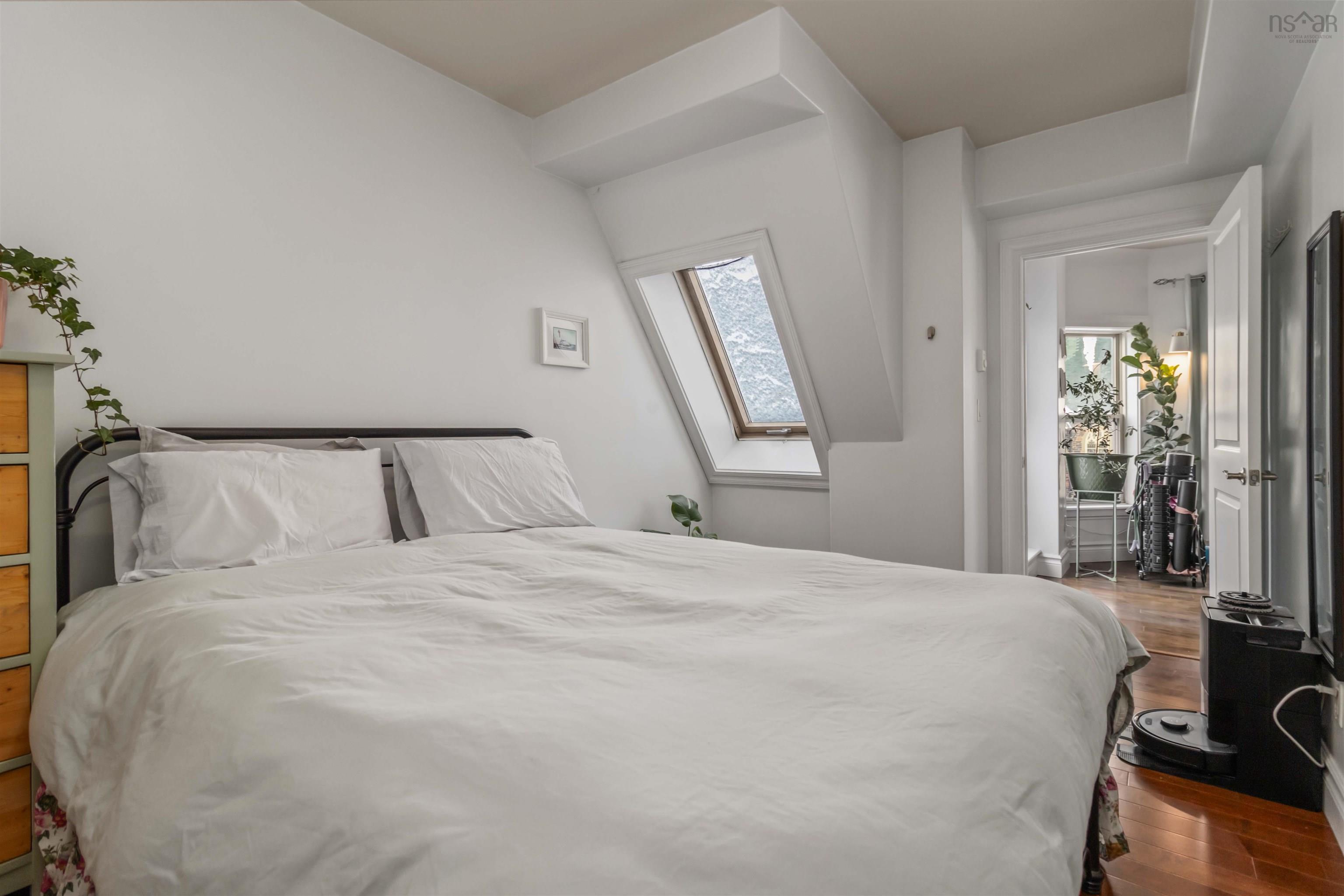 402 1270 Oxford Street, Halifax, NS (MLS 202601241)