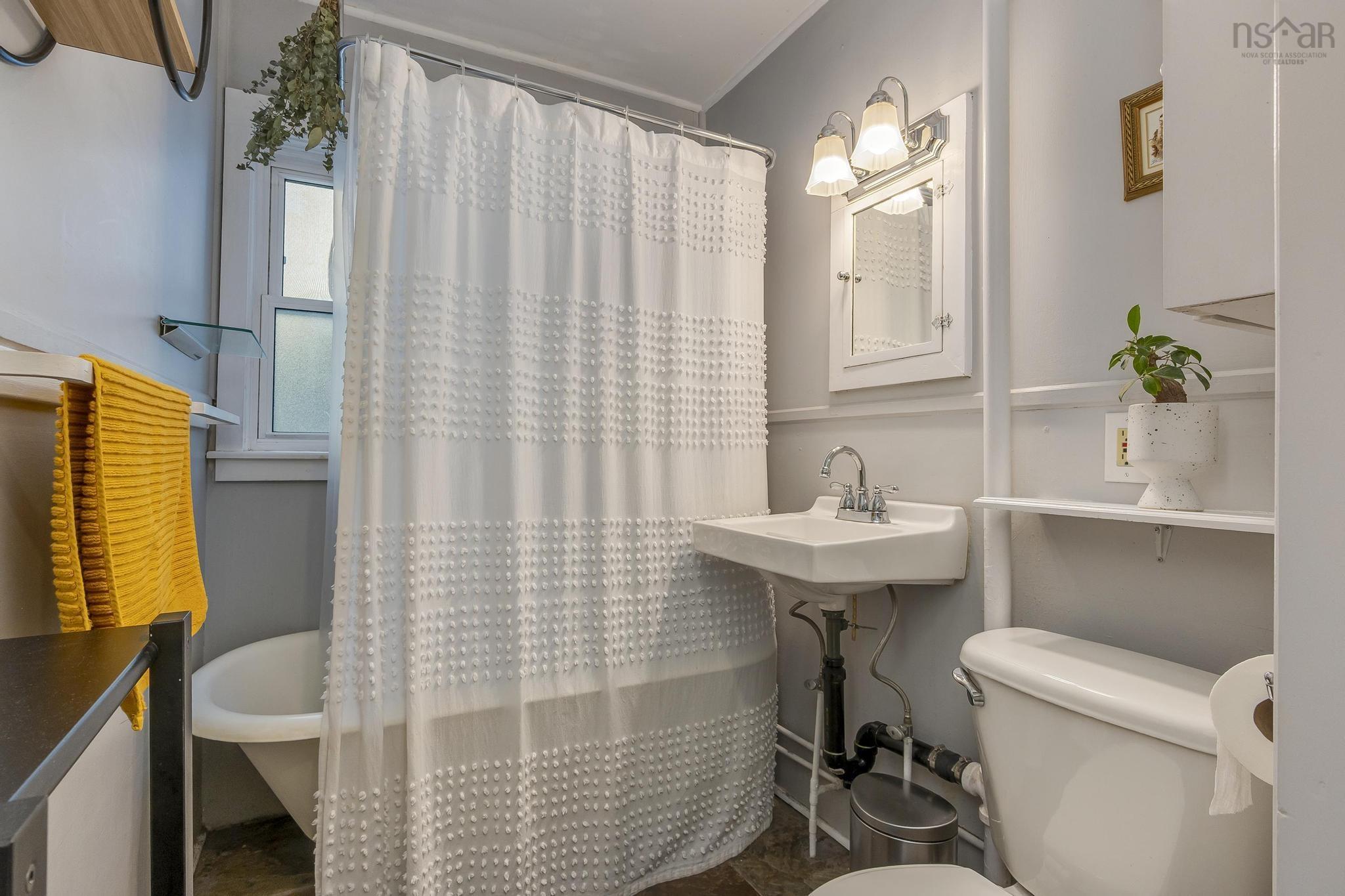 5367 Vestry Street, Halifax, NS (MLS 202601246)